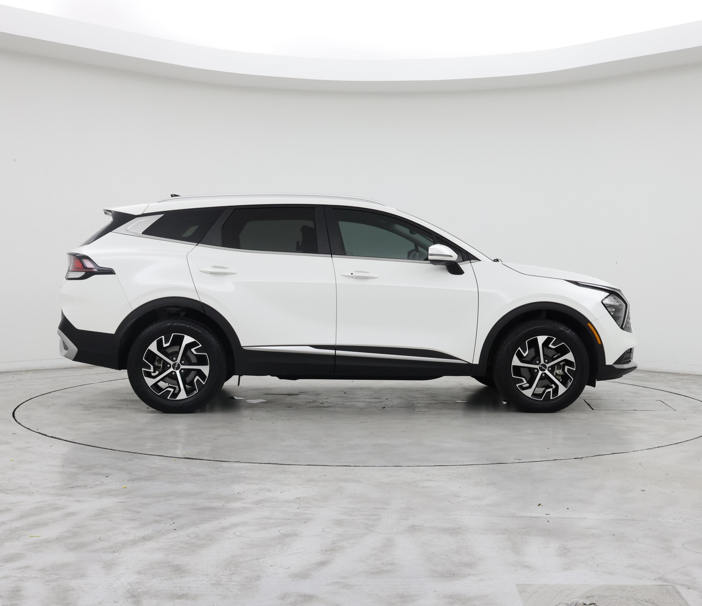 Thumbnail: 2023 Kia Sportage - 7
