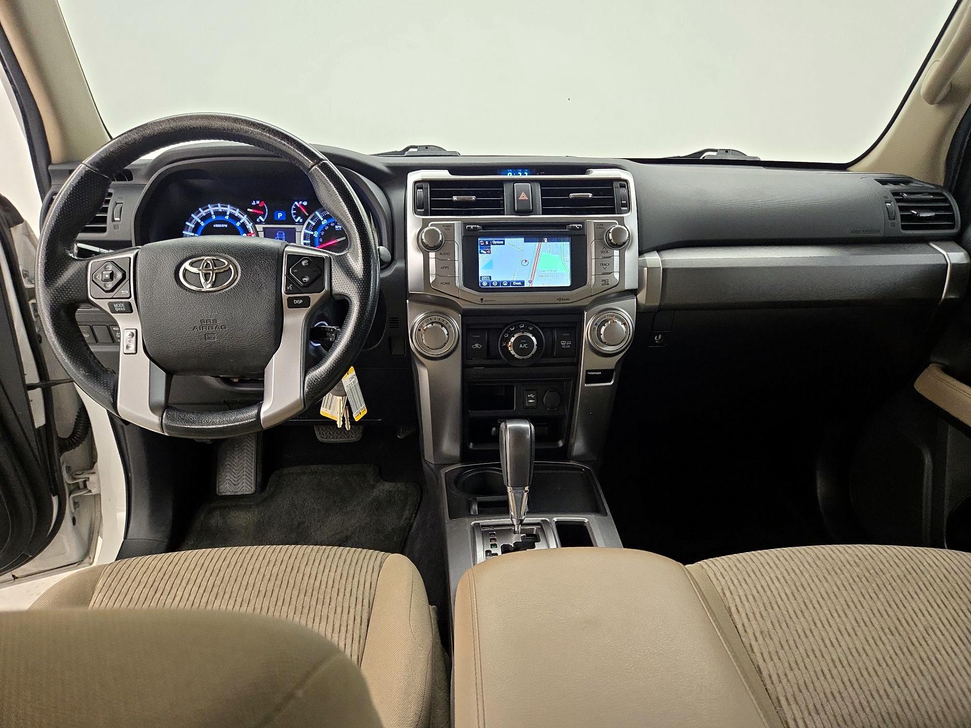 Thumbnail: 2015 Toyota 4Runner - 9