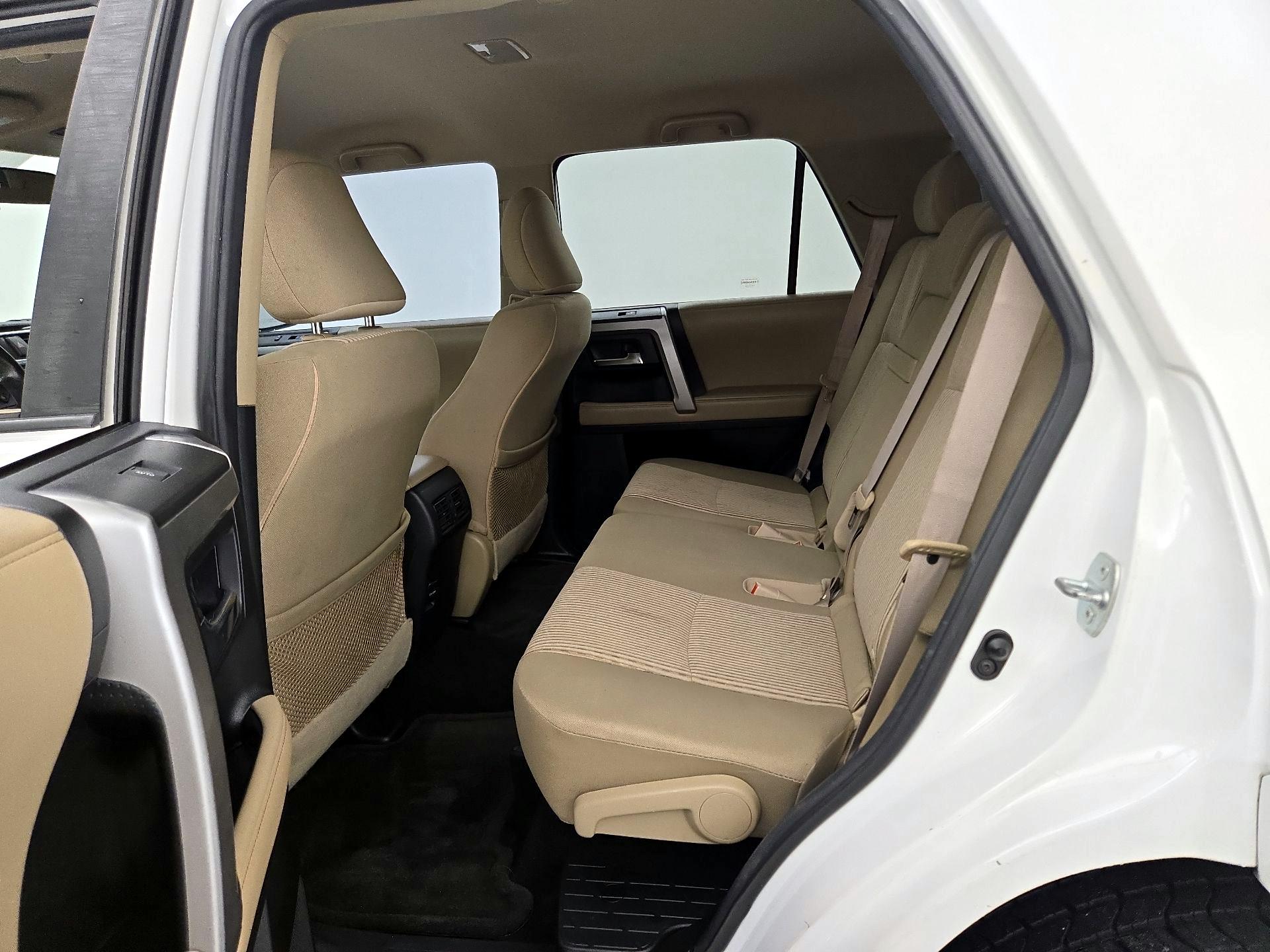 Thumbnail: 2015 Toyota 4Runner - 19