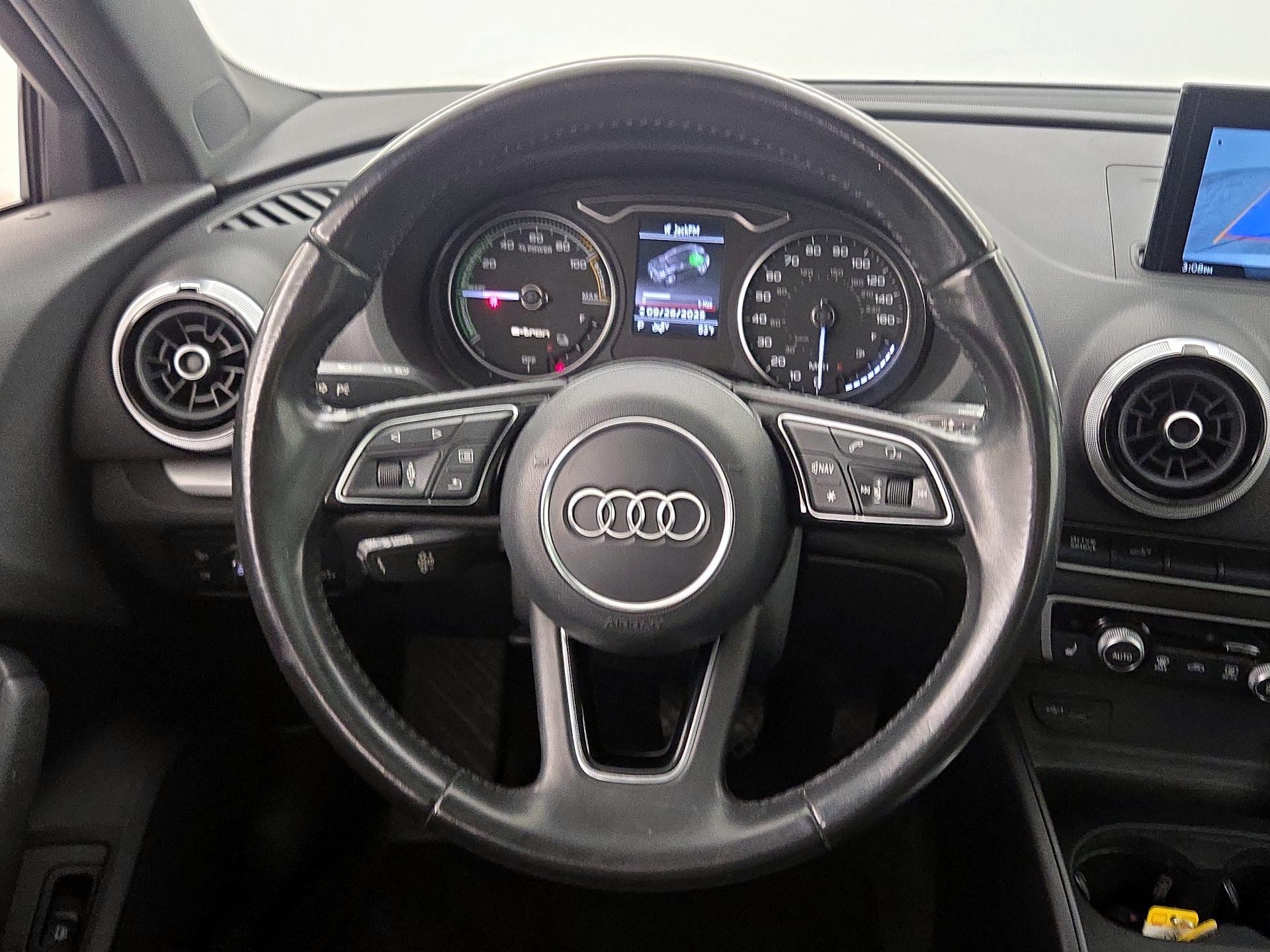 Thumbnail: 2017 Audi A3 - 10