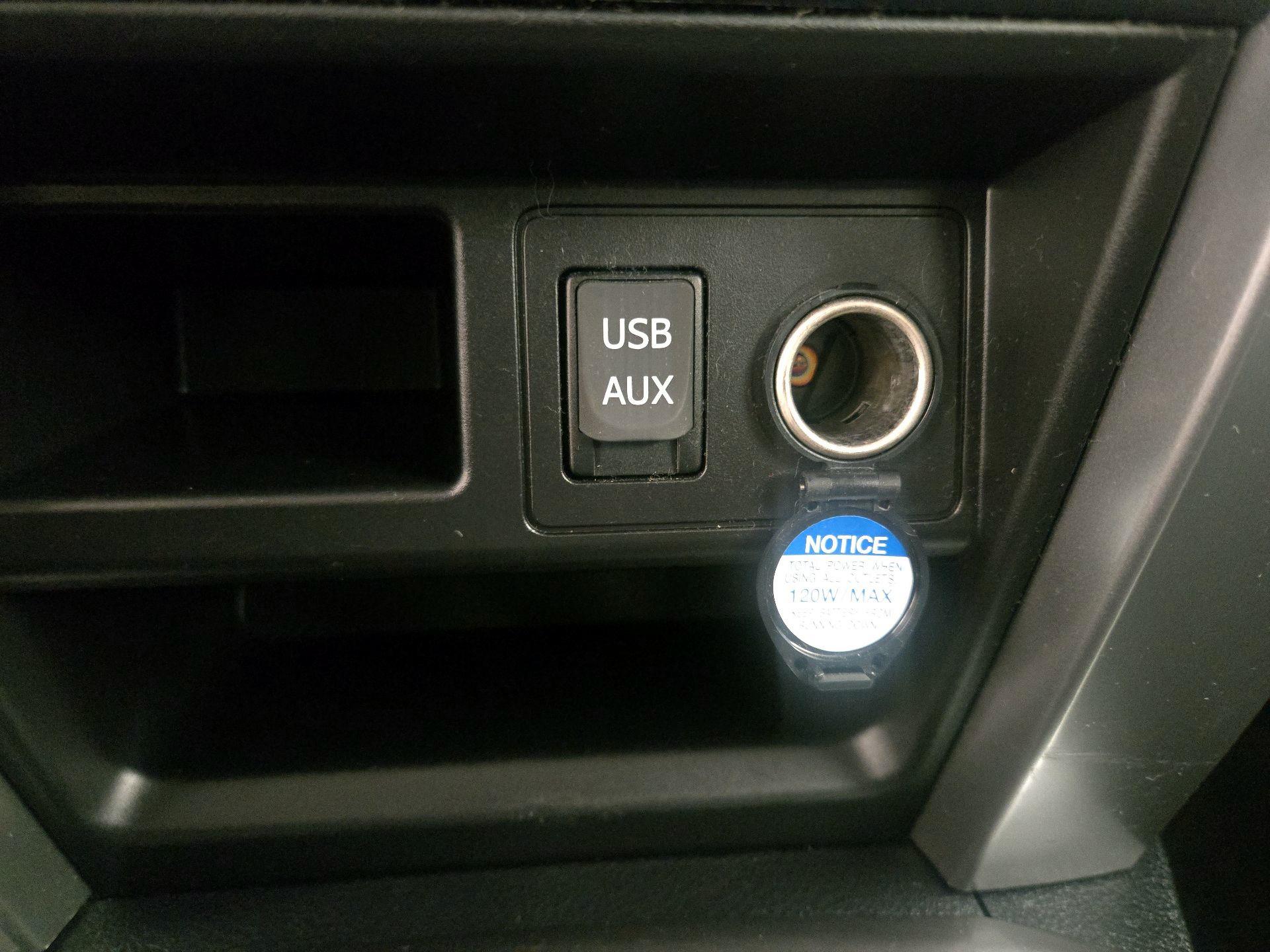 Thumbnail: 2017 Toyota 4Runner - 18