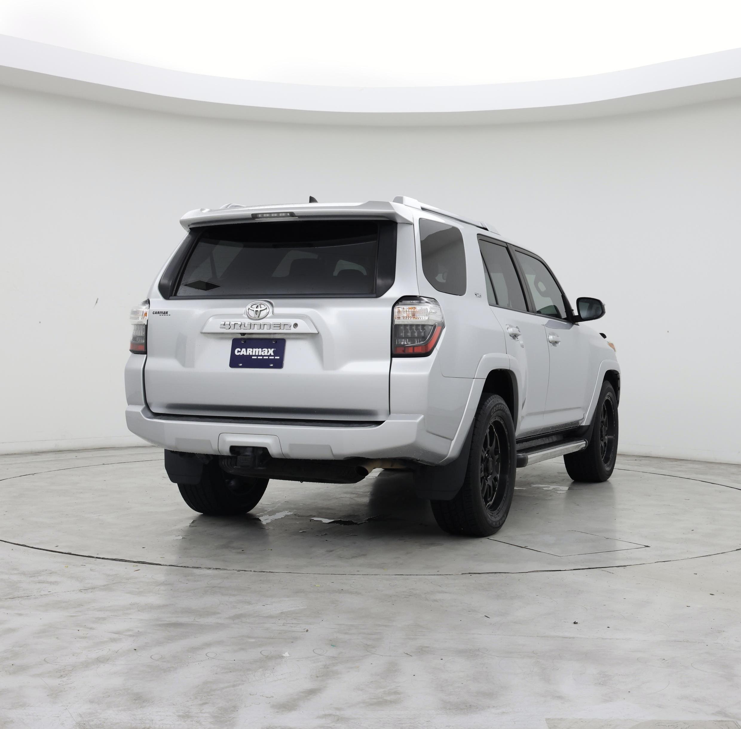 Thumbnail: 2017 Toyota 4Runner - 8