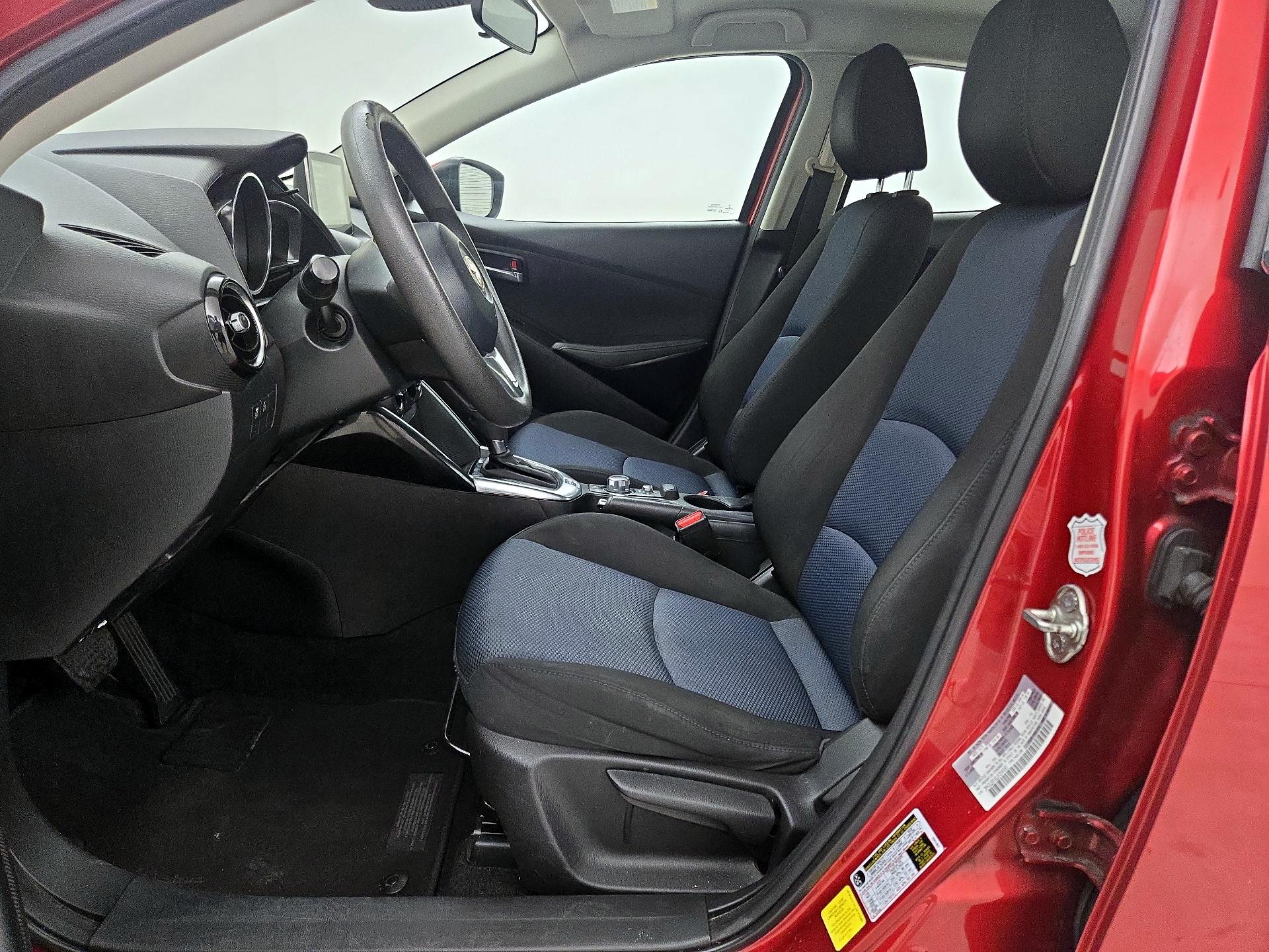 Thumbnail: 2018 Toyota Yaris iA - 11