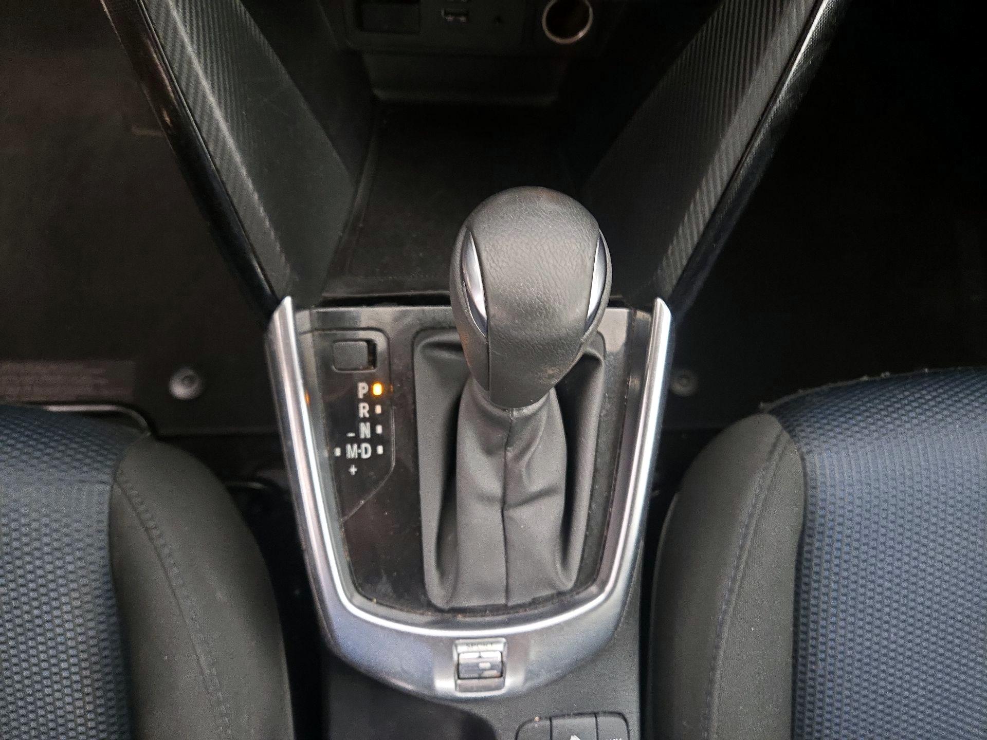 Thumbnail: 2018 Toyota Yaris iA - 17