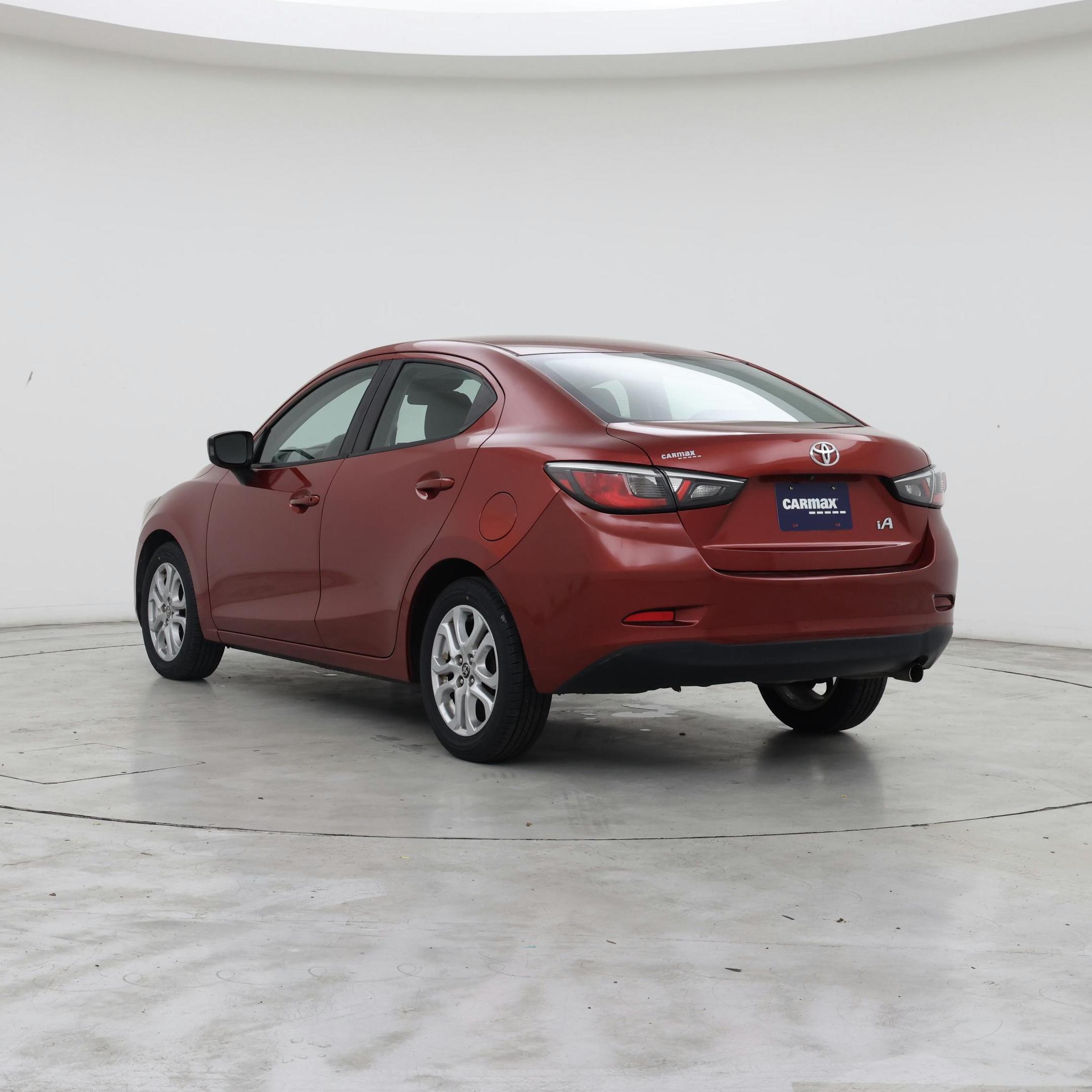 Thumbnail: 2018 Toyota Yaris iA - 2