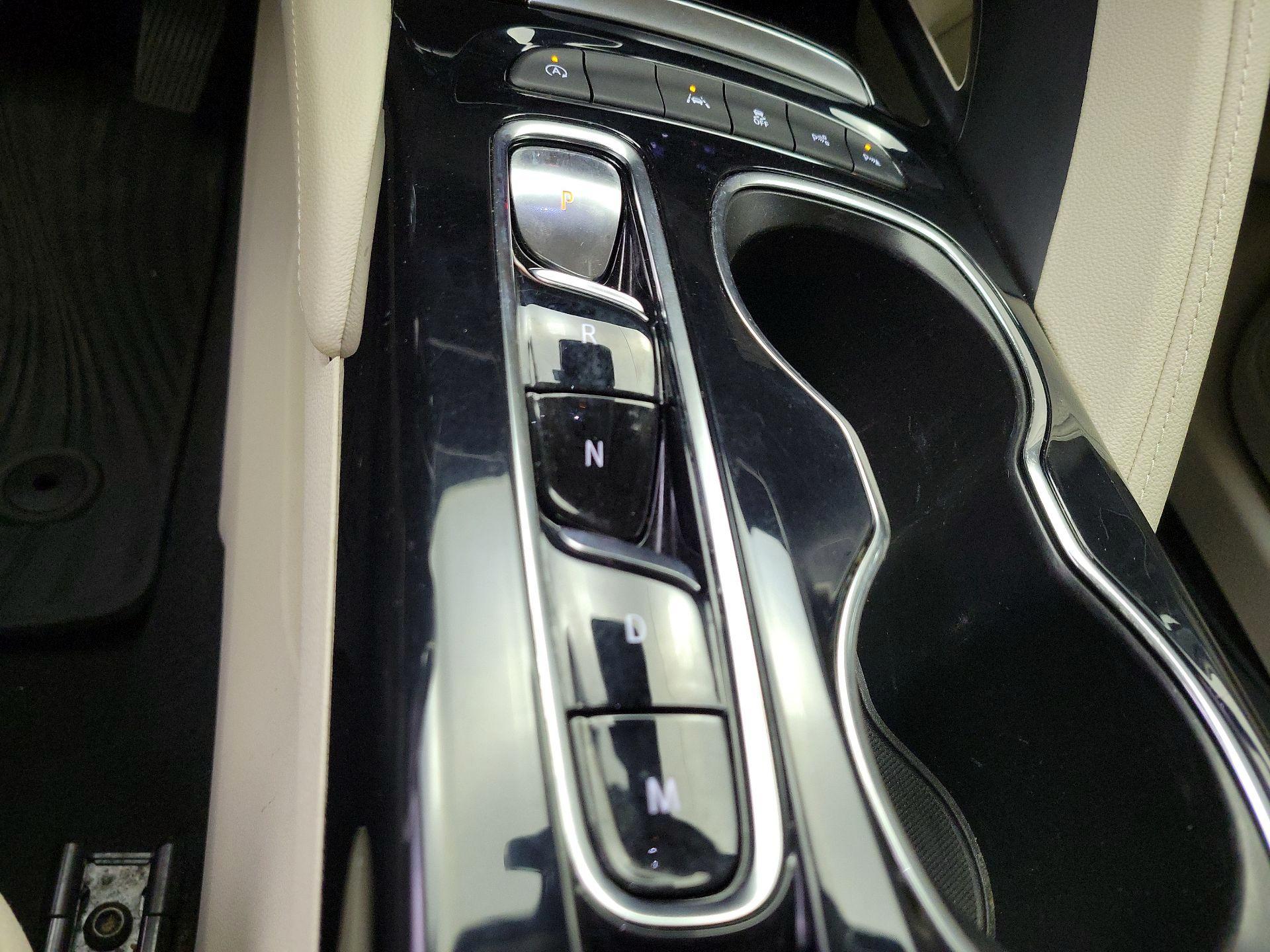 Thumbnail: 2022 Buick Envision - 17