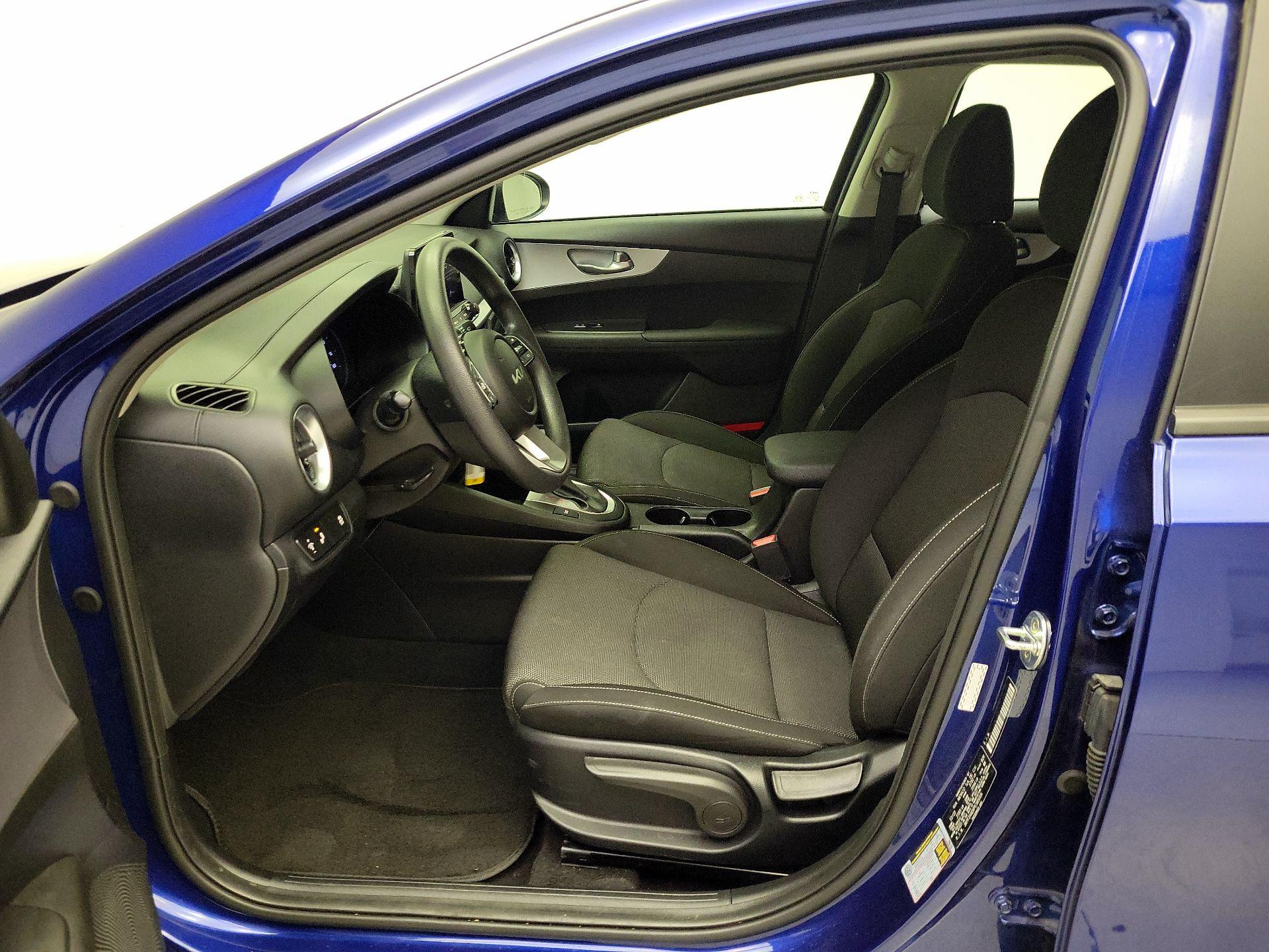 Thumbnail: 2023 Kia Forte - 11