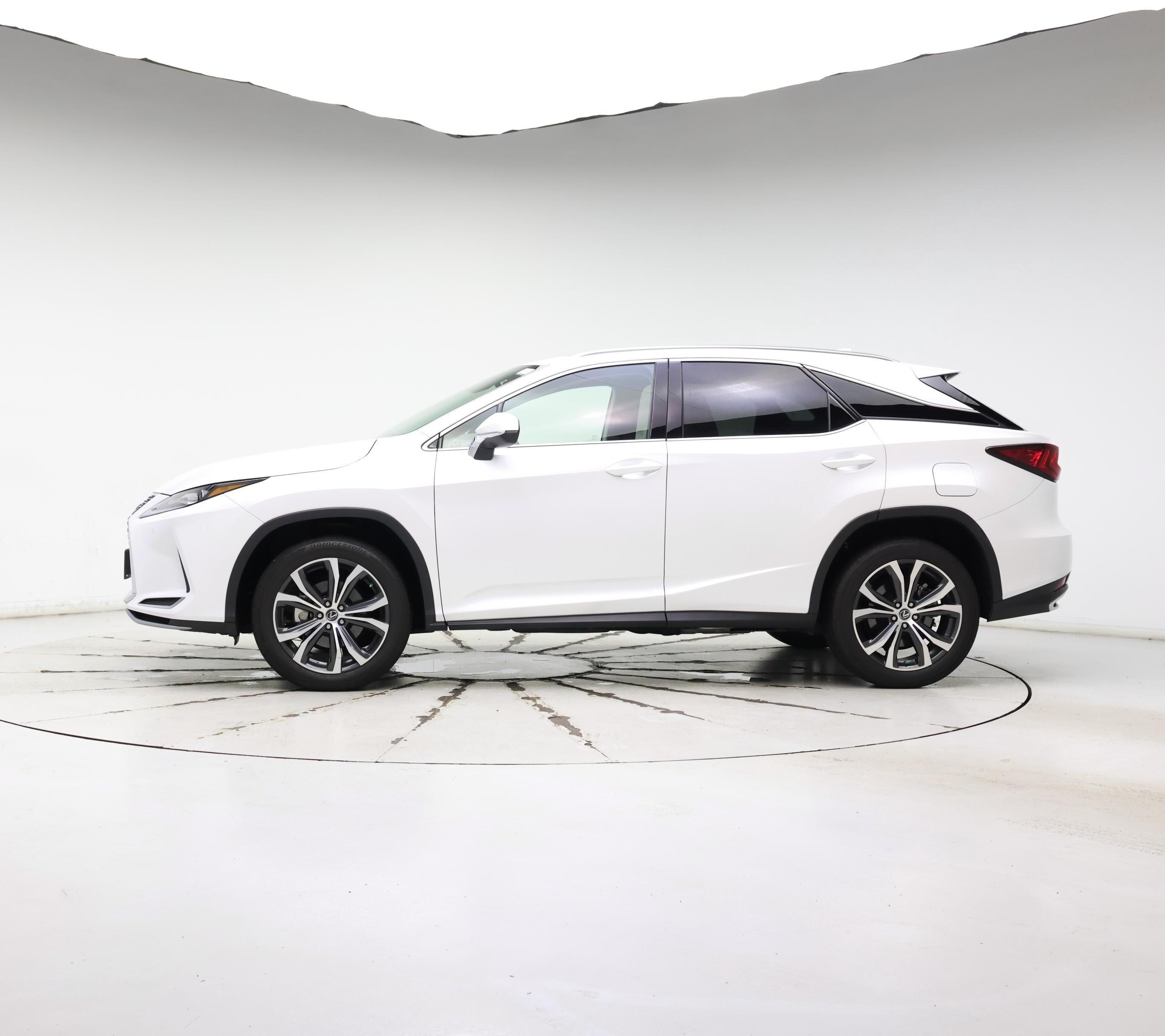 Thumbnail: 2022 Lexus RX - 3