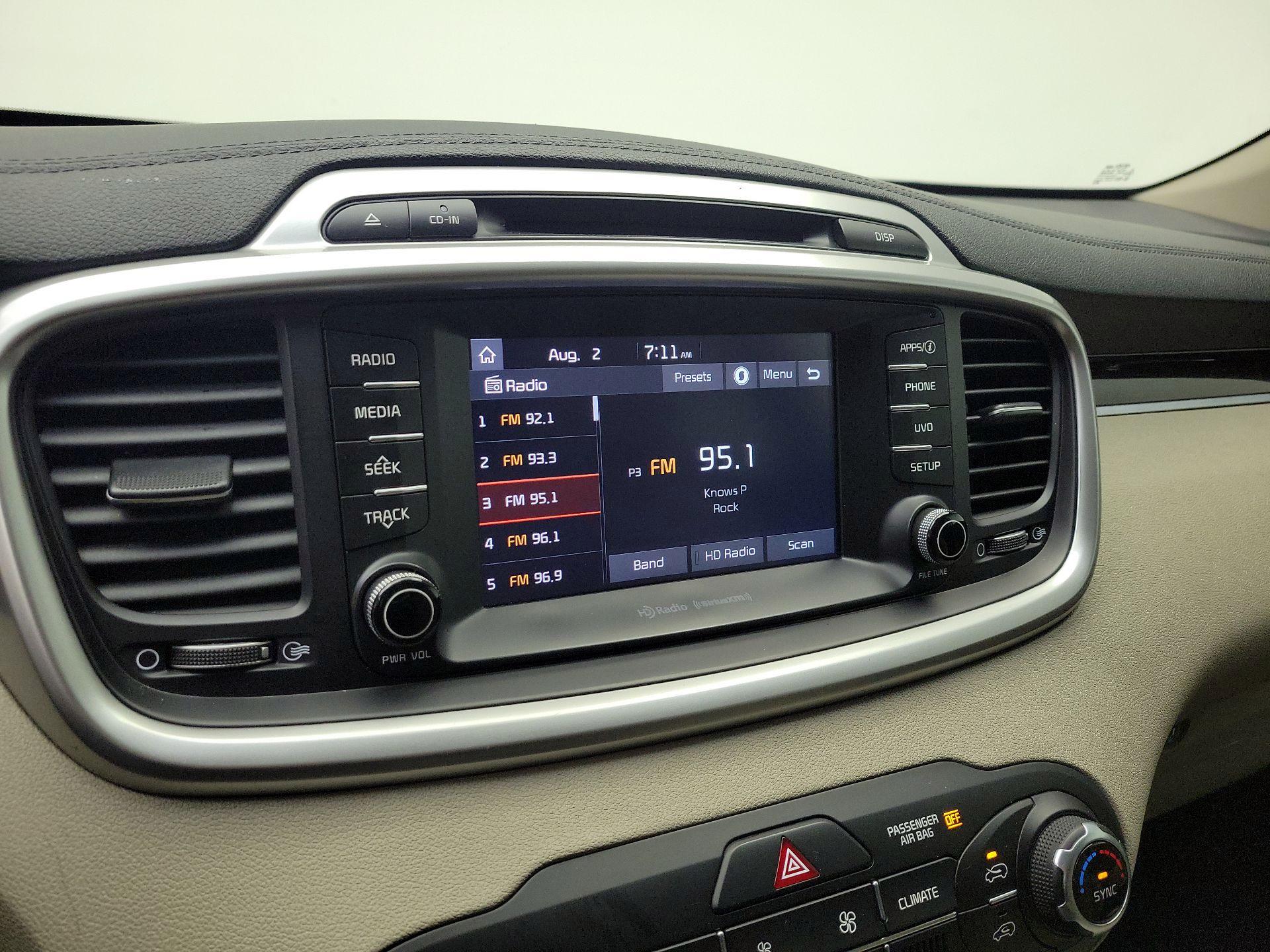 Thumbnail: 2018 Kia Sorento - 15