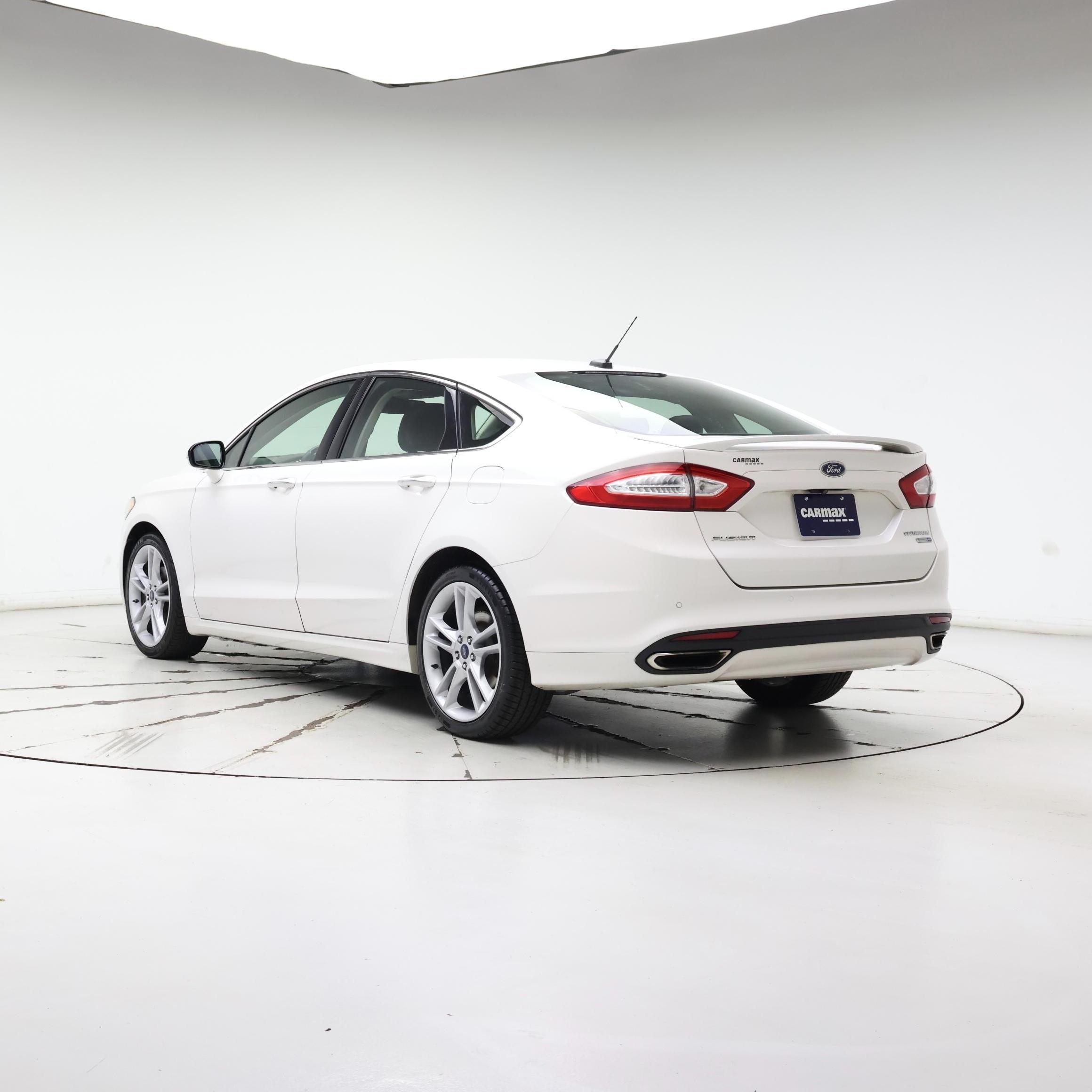 Thumbnail: 2016 Ford Fusion - 2