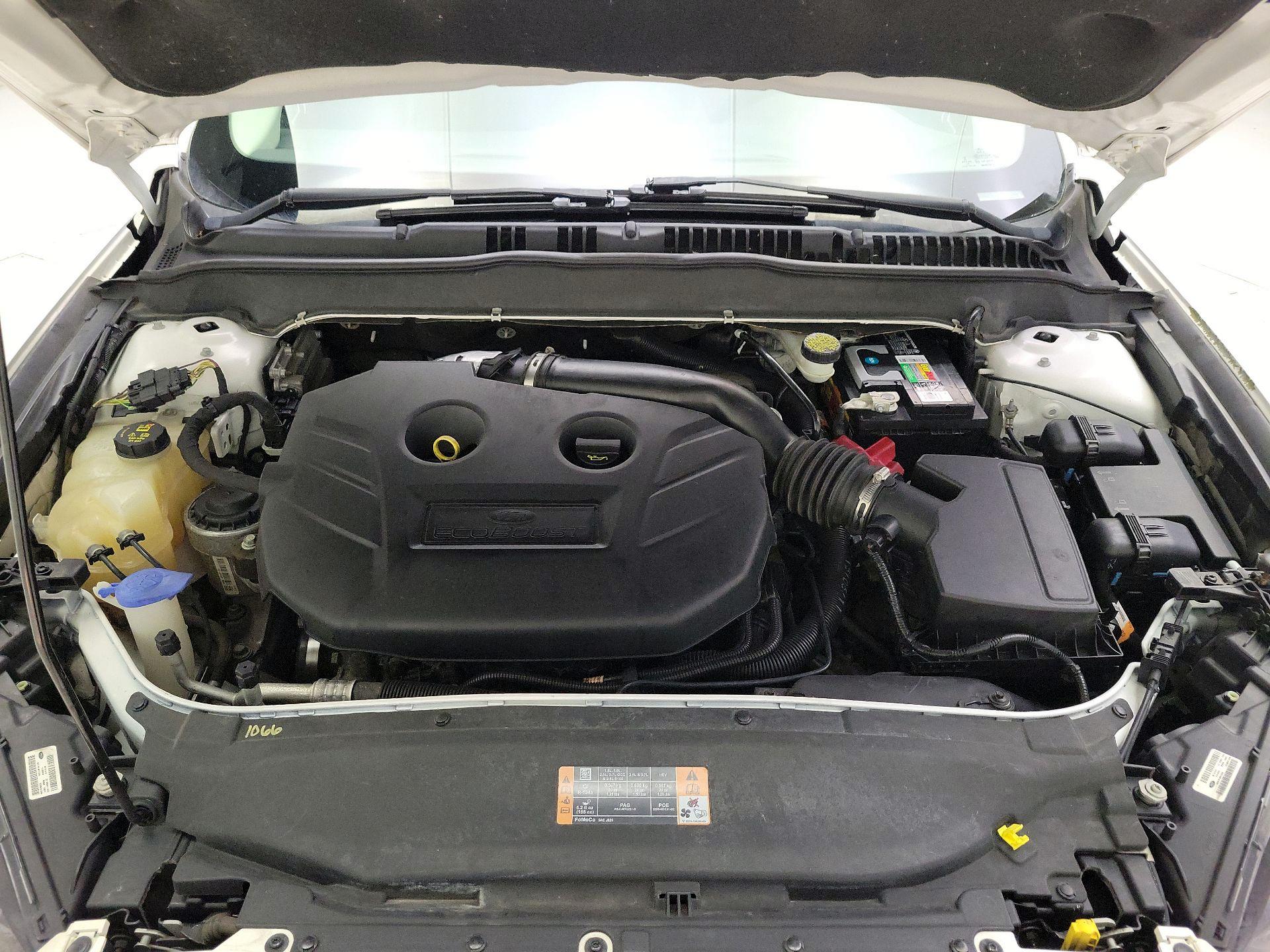 Thumbnail: 2016 Ford Fusion - 20
