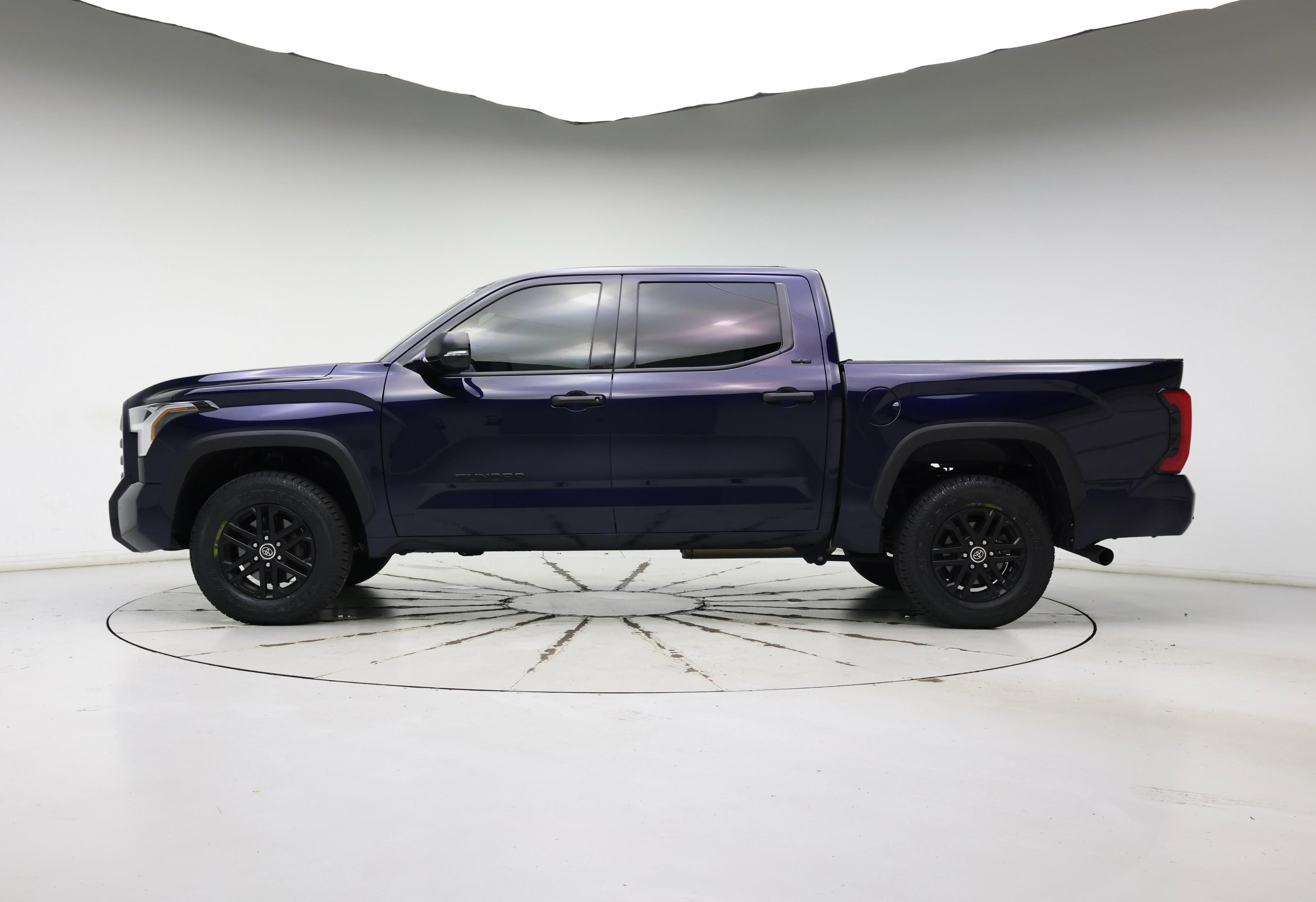 Thumbnail: 2023 Toyota Tundra - 3
