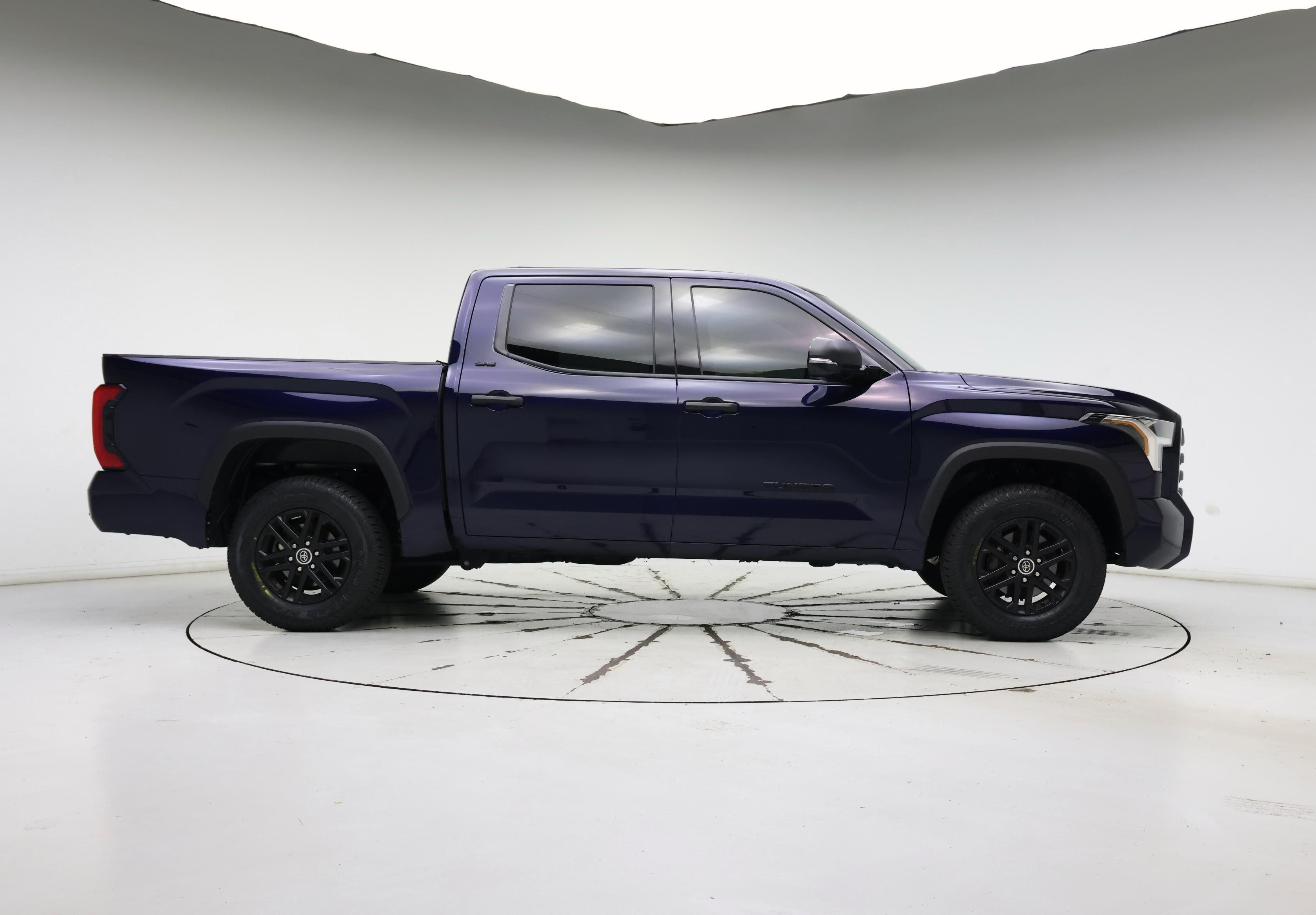 Thumbnail: 2023 Toyota Tundra - 7