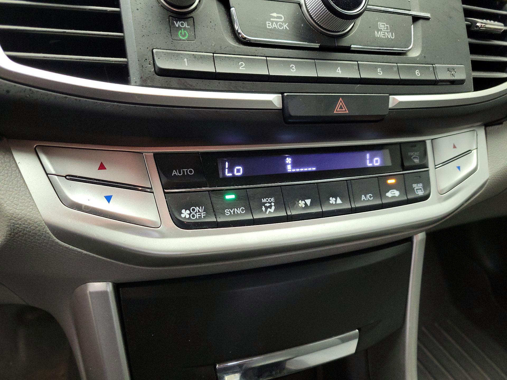 Thumbnail: 2015 Honda Accord - 16