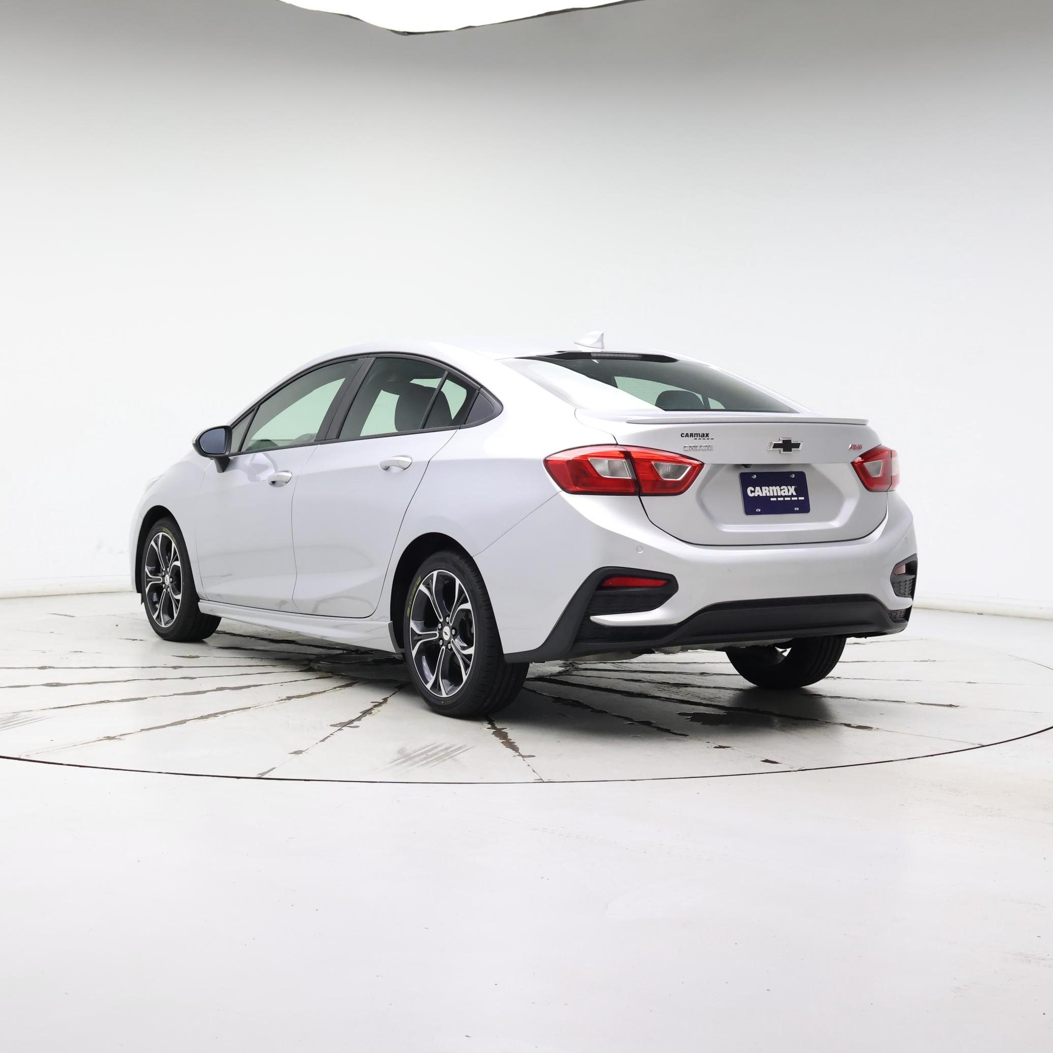 Thumbnail: 2019 Chevrolet Cruze - 2