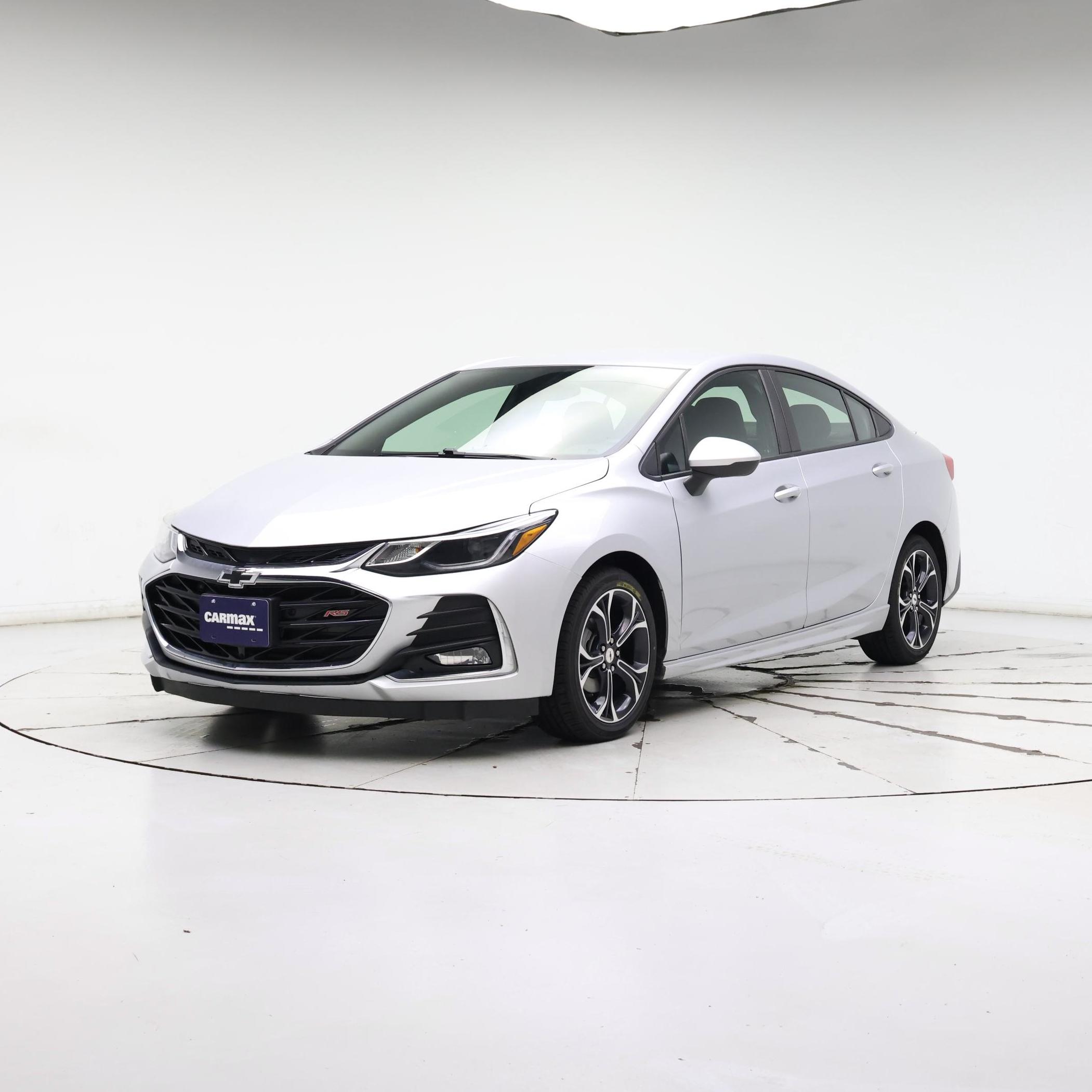 Thumbnail: 2019 Chevrolet Cruze - 4