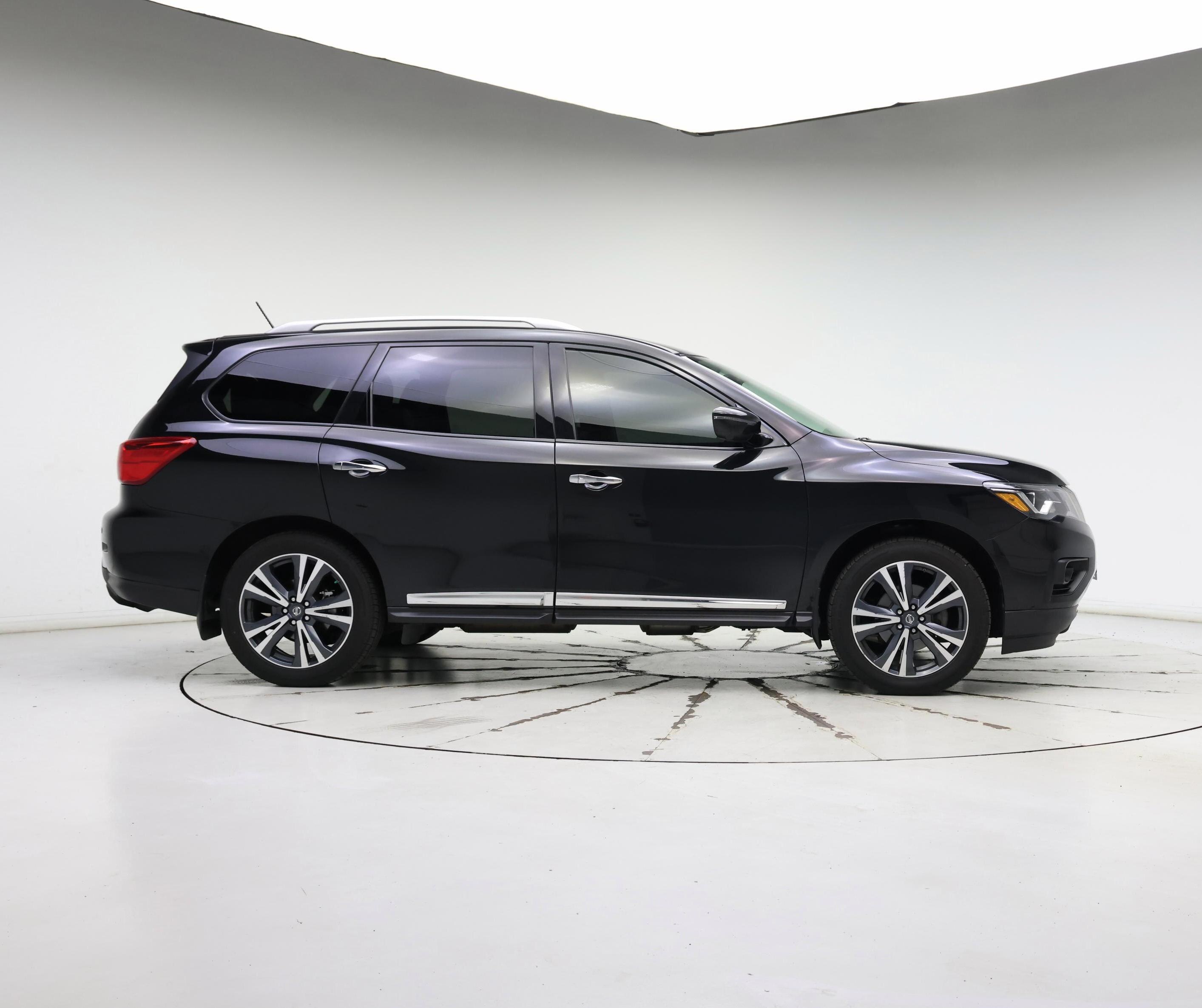 Thumbnail: 2018 Nissan Pathfinder - 7