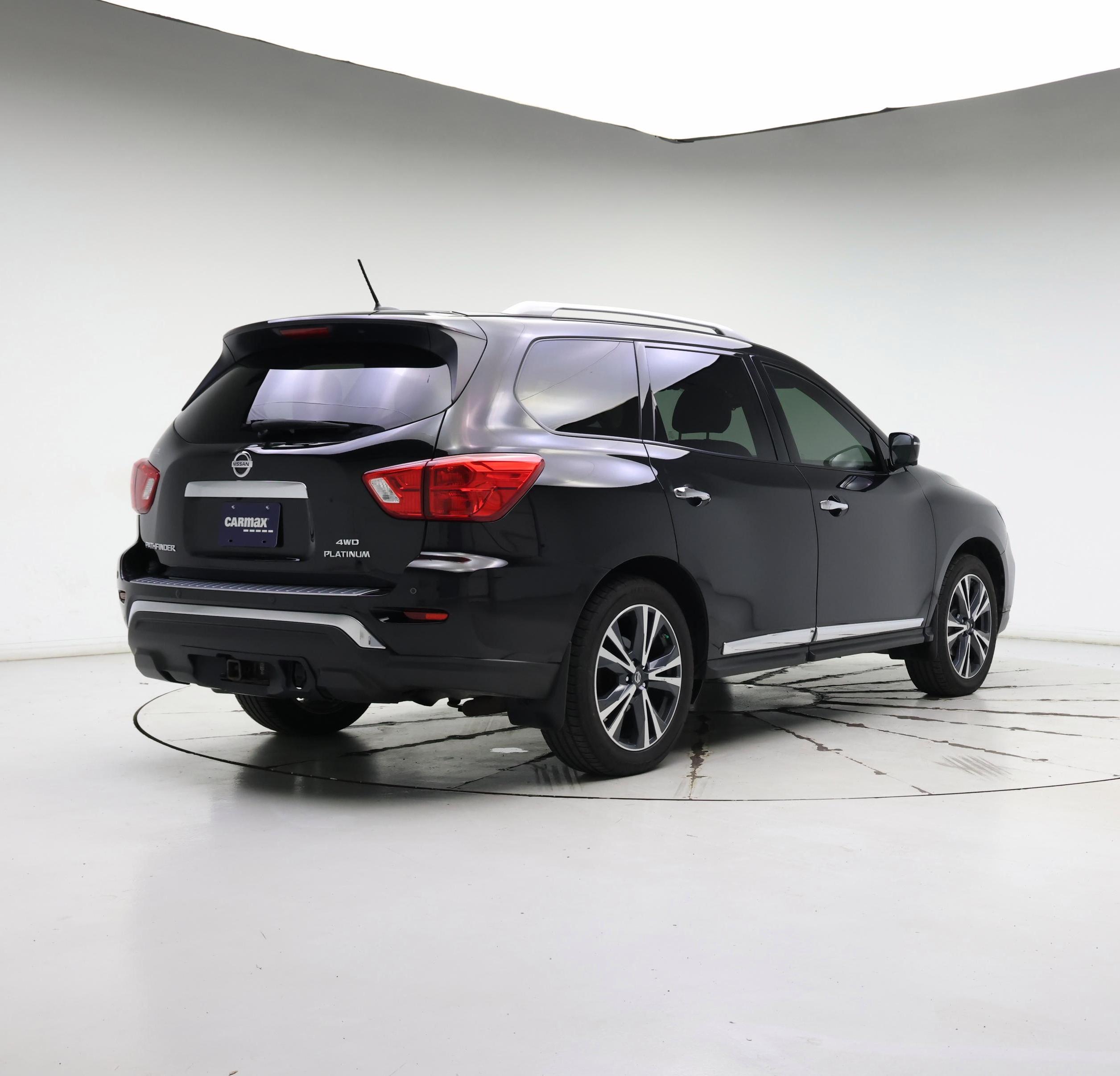 Thumbnail: 2018 Nissan Pathfinder - 8