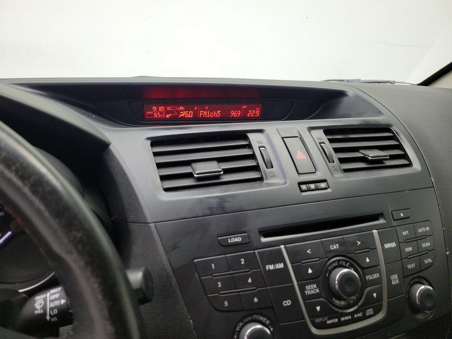Thumbnail: 2014 Mazda Mazda5 - 14