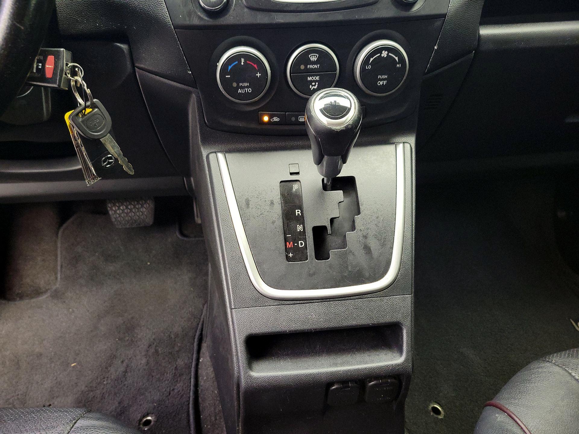 Thumbnail: 2014 Mazda Mazda5 - 16