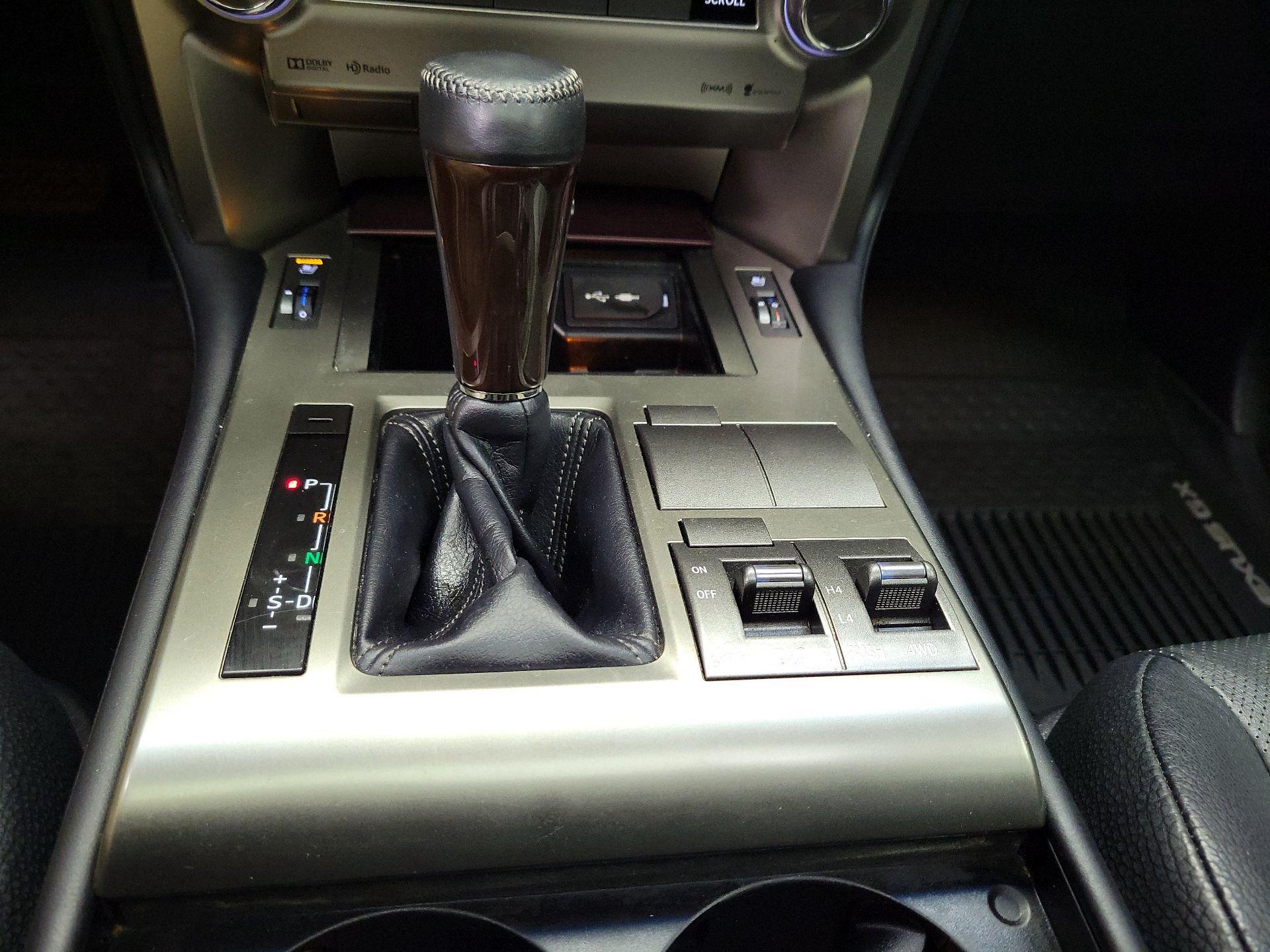 Thumbnail: 2019 Lexus GX - 18