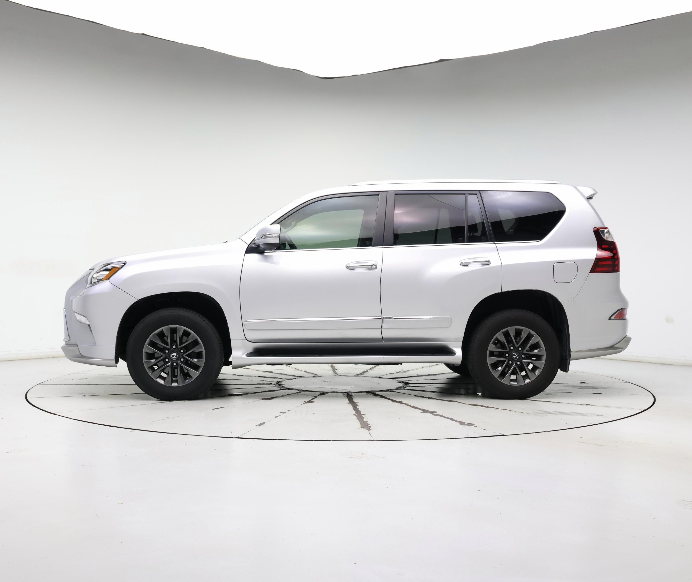 Thumbnail: 2019 Lexus GX - 3