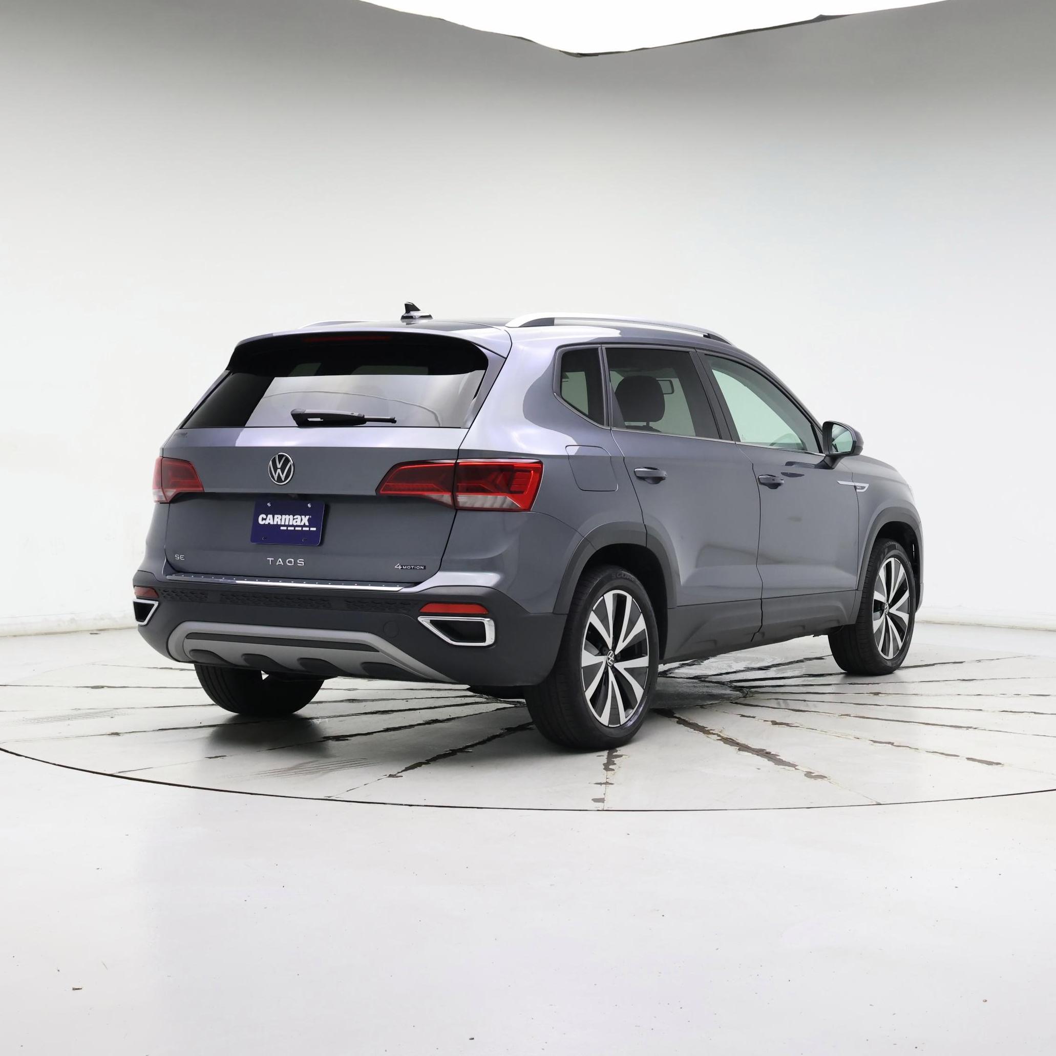 Thumbnail: 2022 Volkswagen Taos - 8