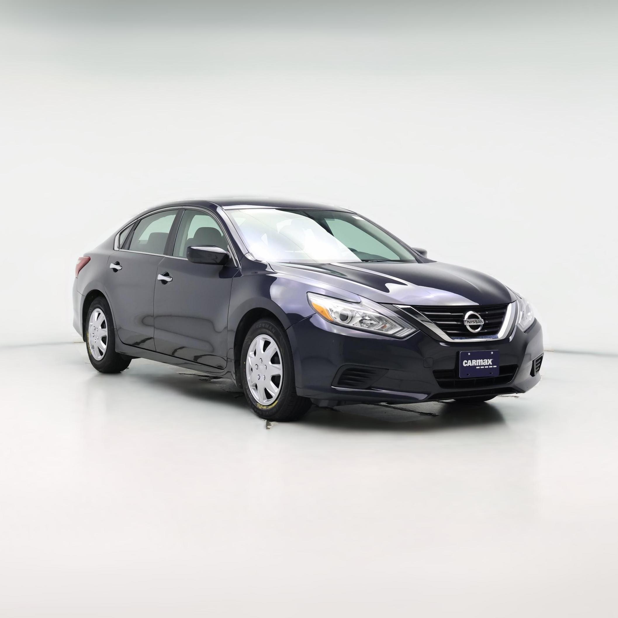 Thumbnail: 2018 Nissan Altima - 1