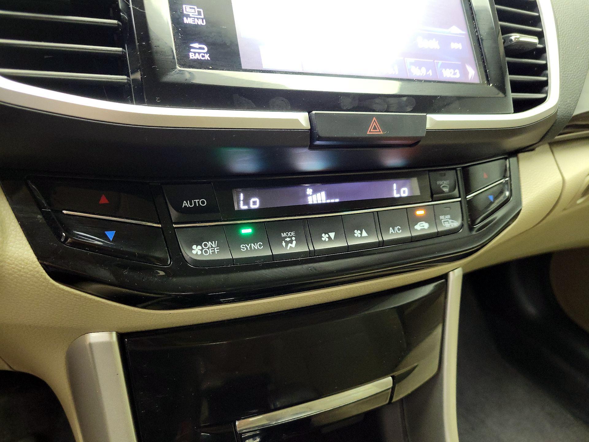 Thumbnail: 2017 Honda Accord - 16