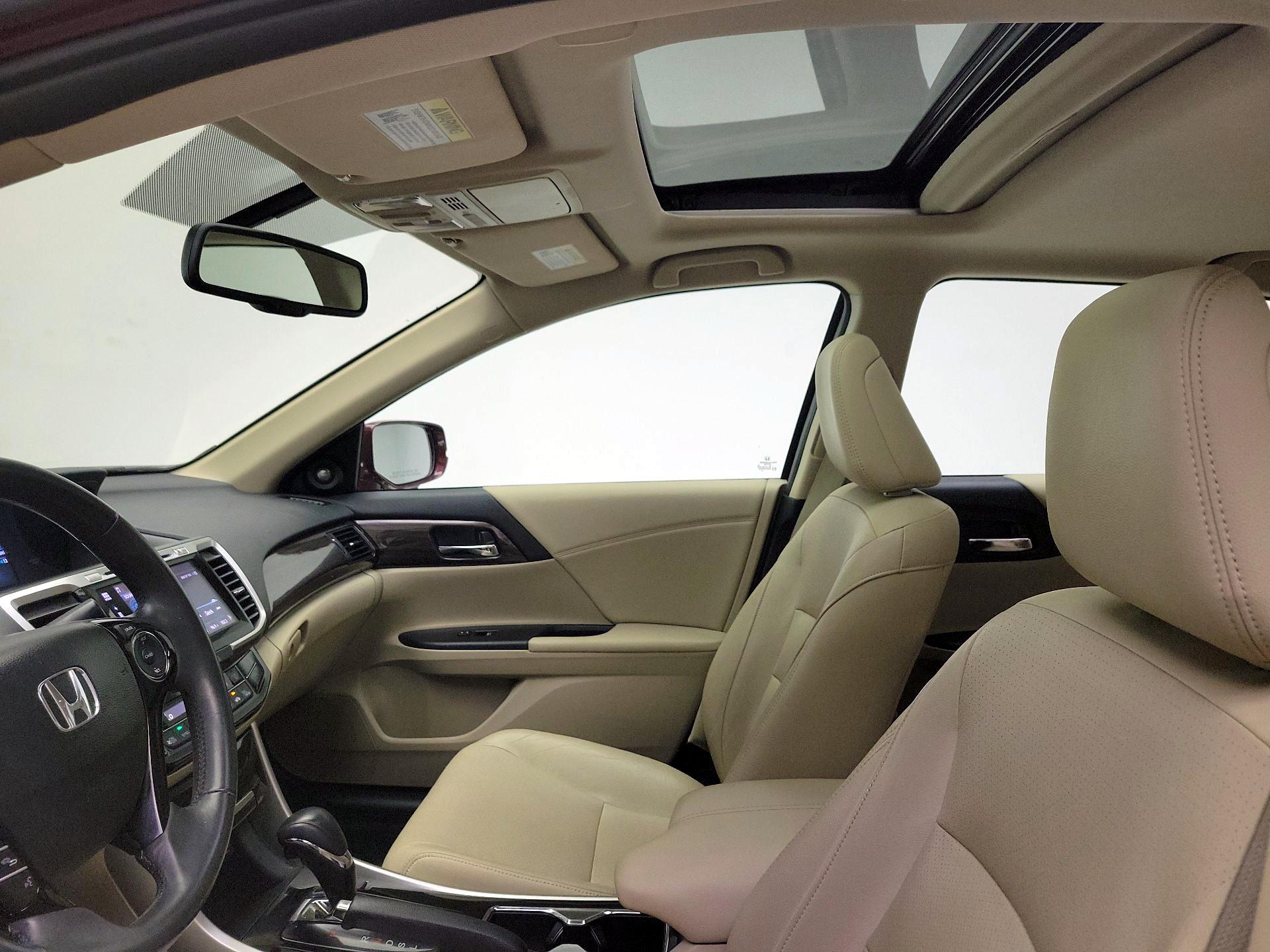 Thumbnail: 2017 Honda Accord - 19