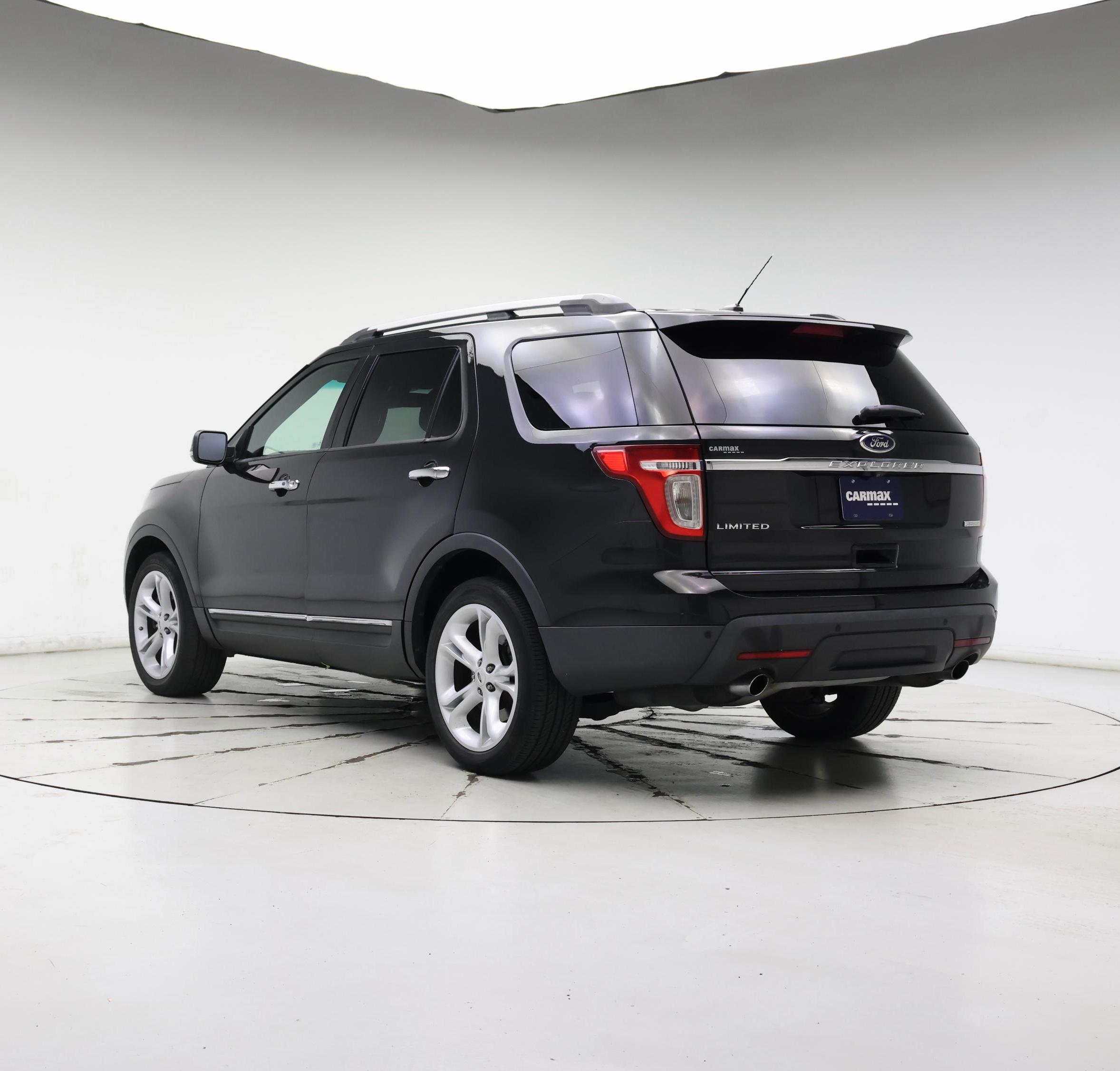 Thumbnail: 2014 Ford Explorer - 2
