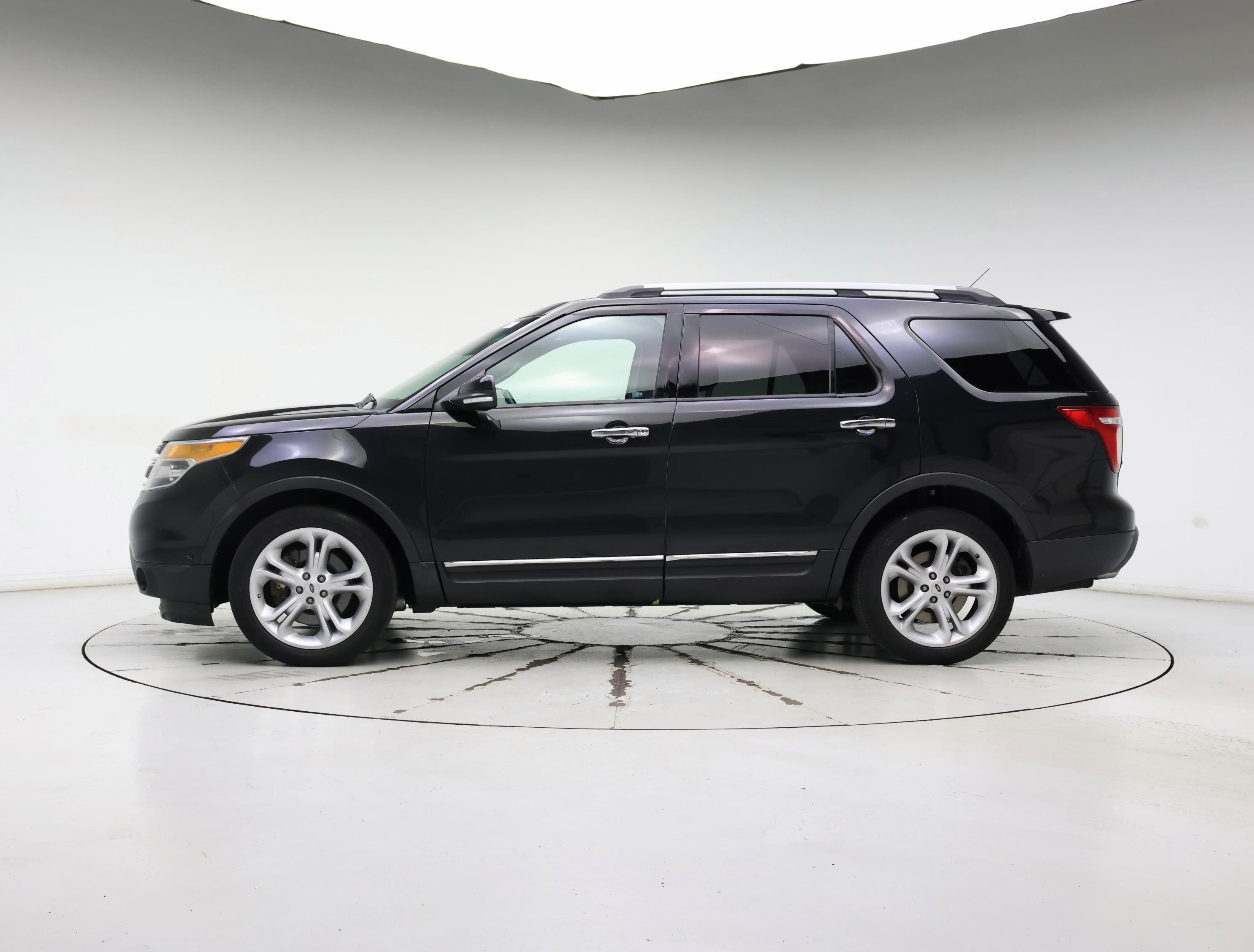 Thumbnail: 2014 Ford Explorer - 3