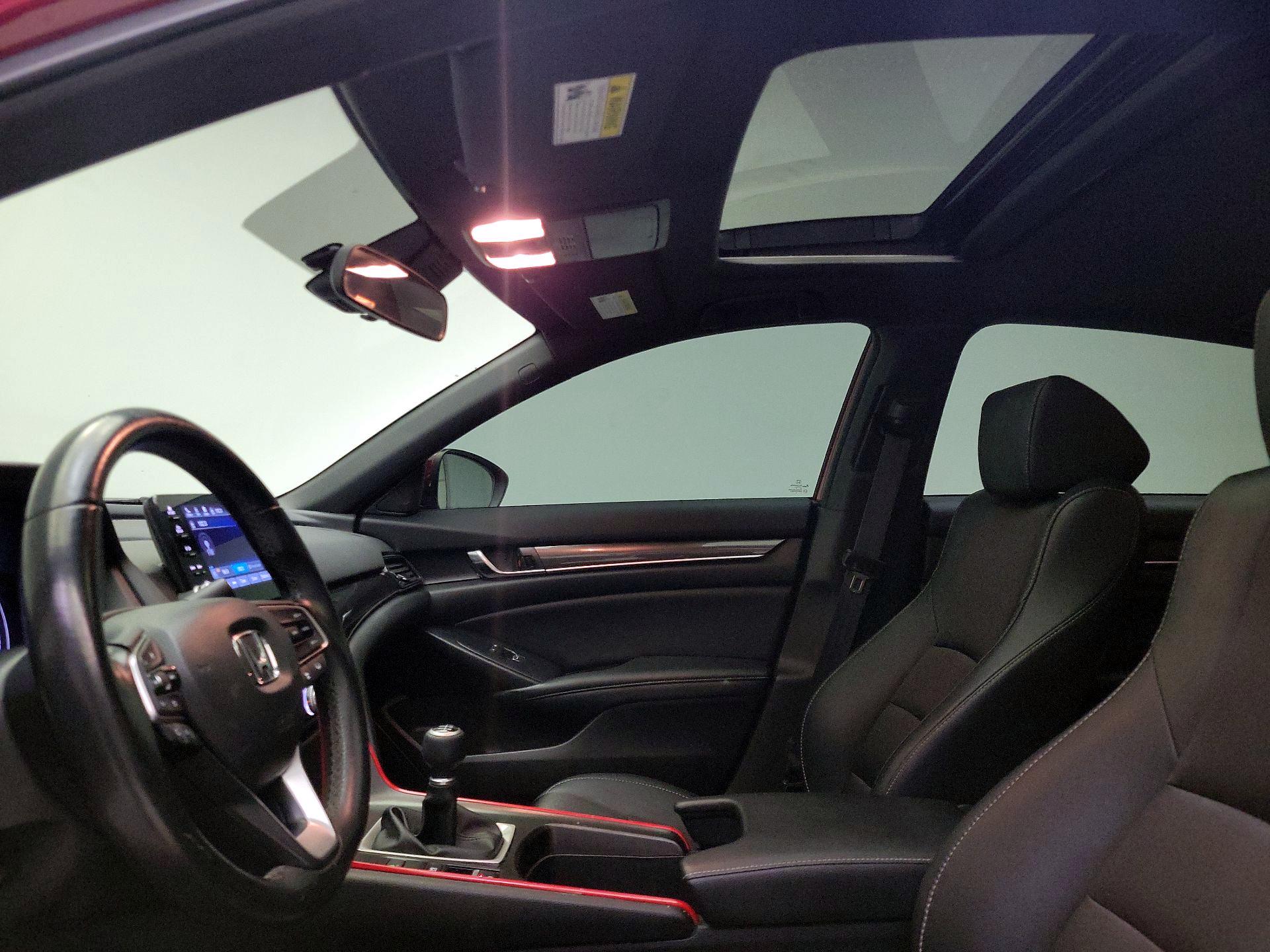 Thumbnail: 2019 Honda Accord - 18