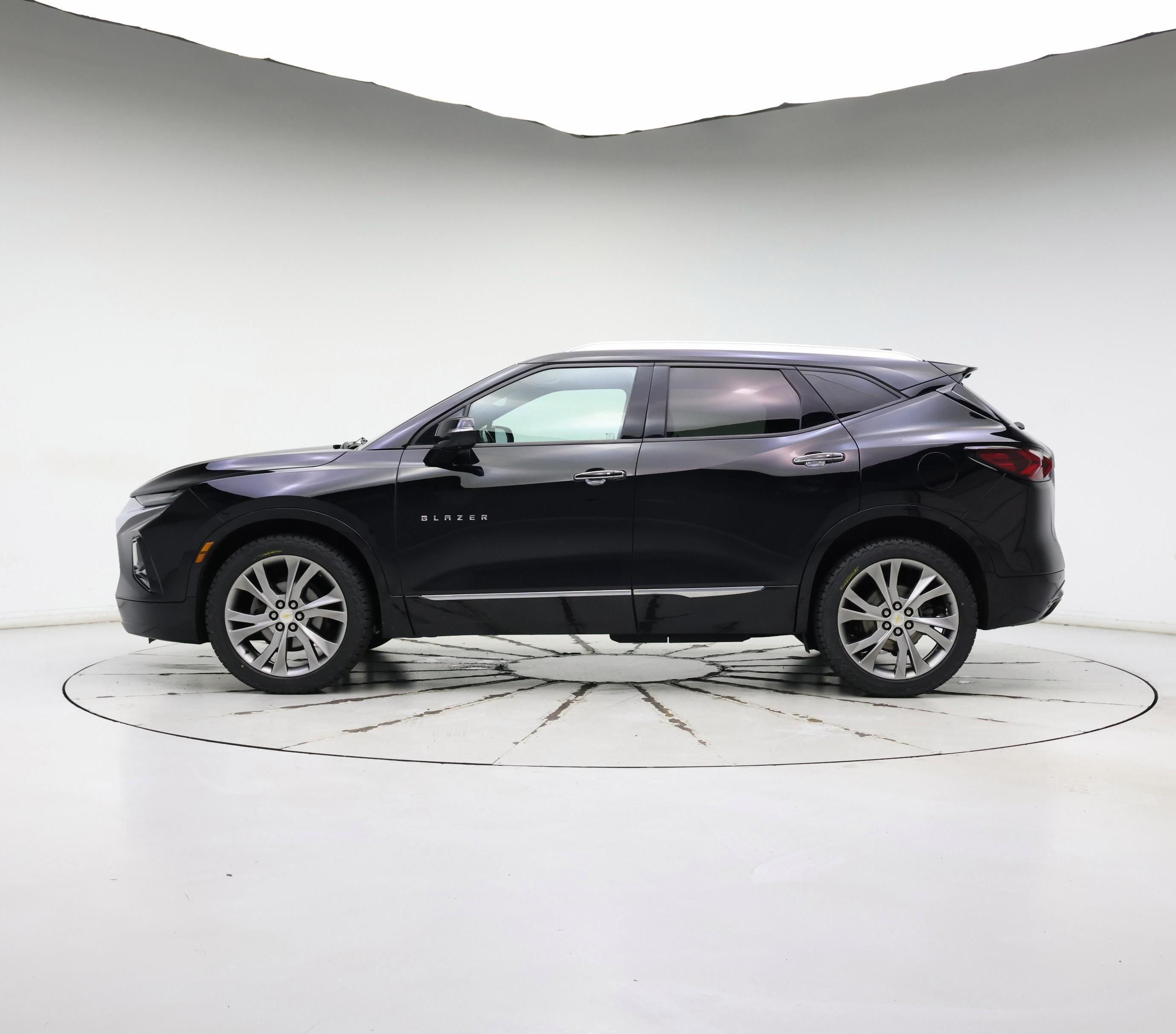 Thumbnail: 2019 Chevrolet Blazer - 3