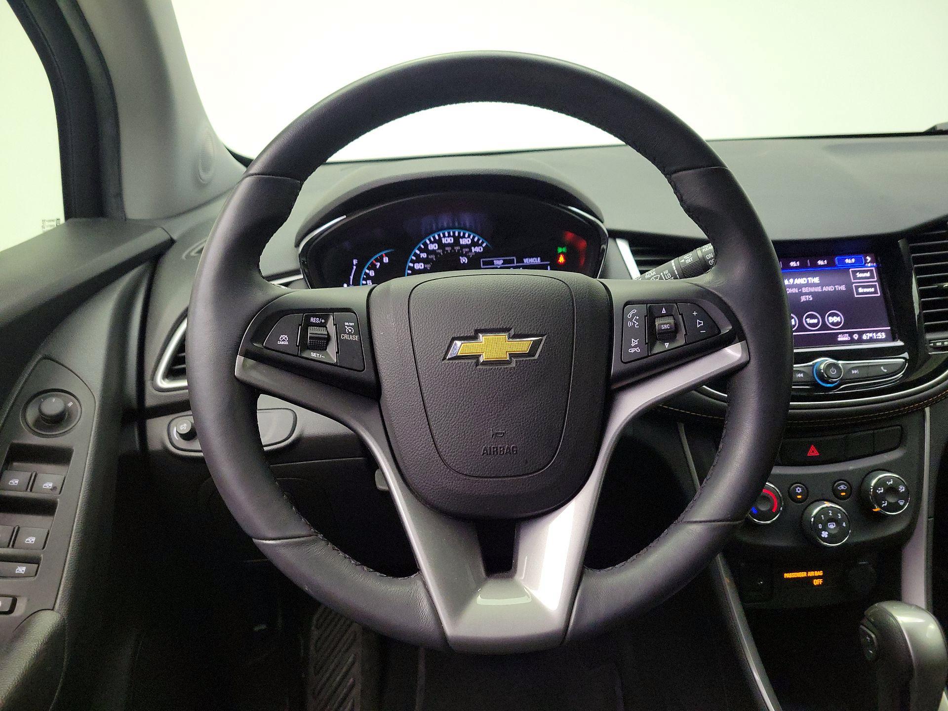 Thumbnail: 2020 Chevrolet Trax - 10