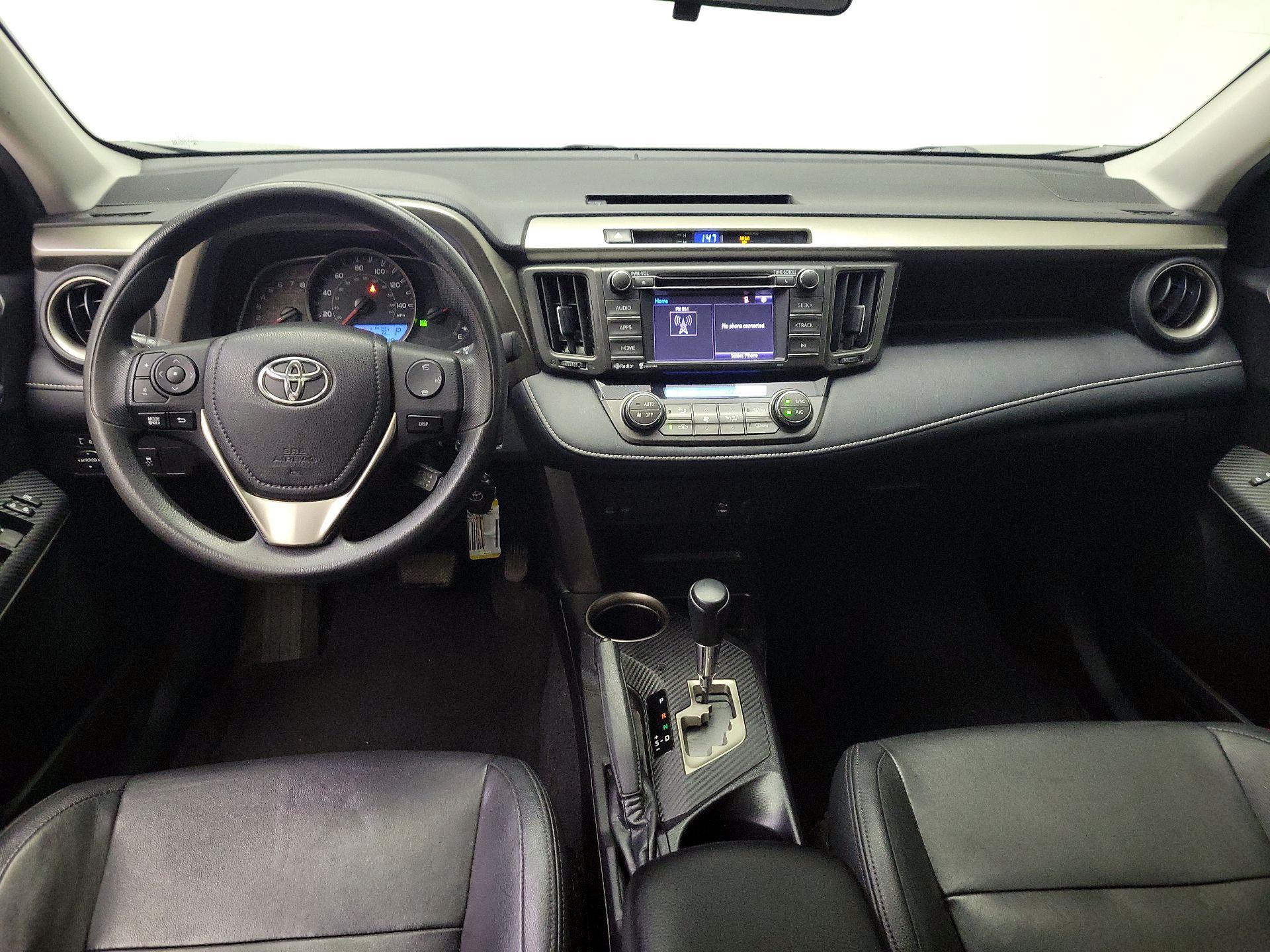Thumbnail: 2015 Toyota RAV4 - 9