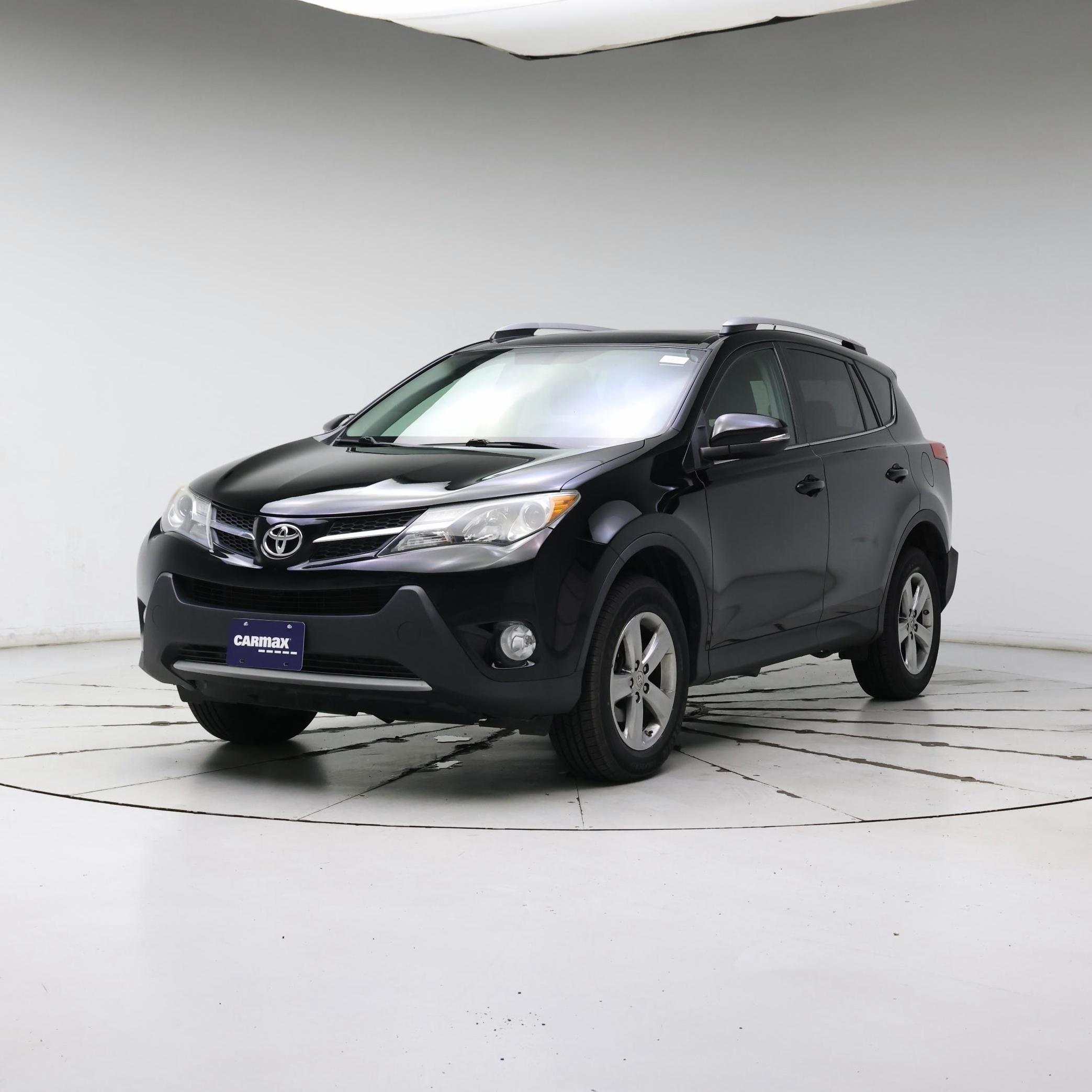 Thumbnail: 2015 Toyota RAV4 - 4