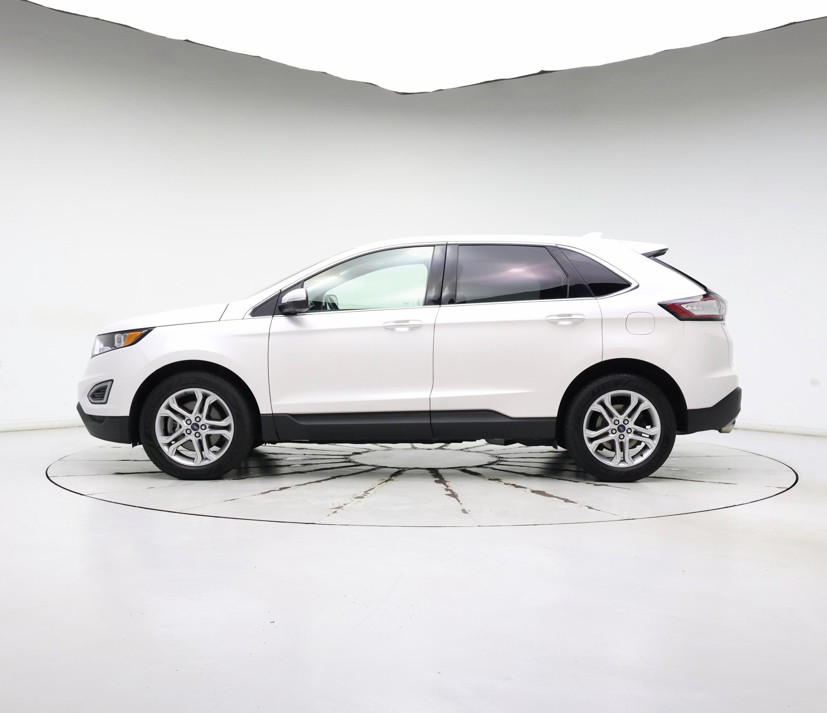 Thumbnail: 2017 Ford Edge - 3