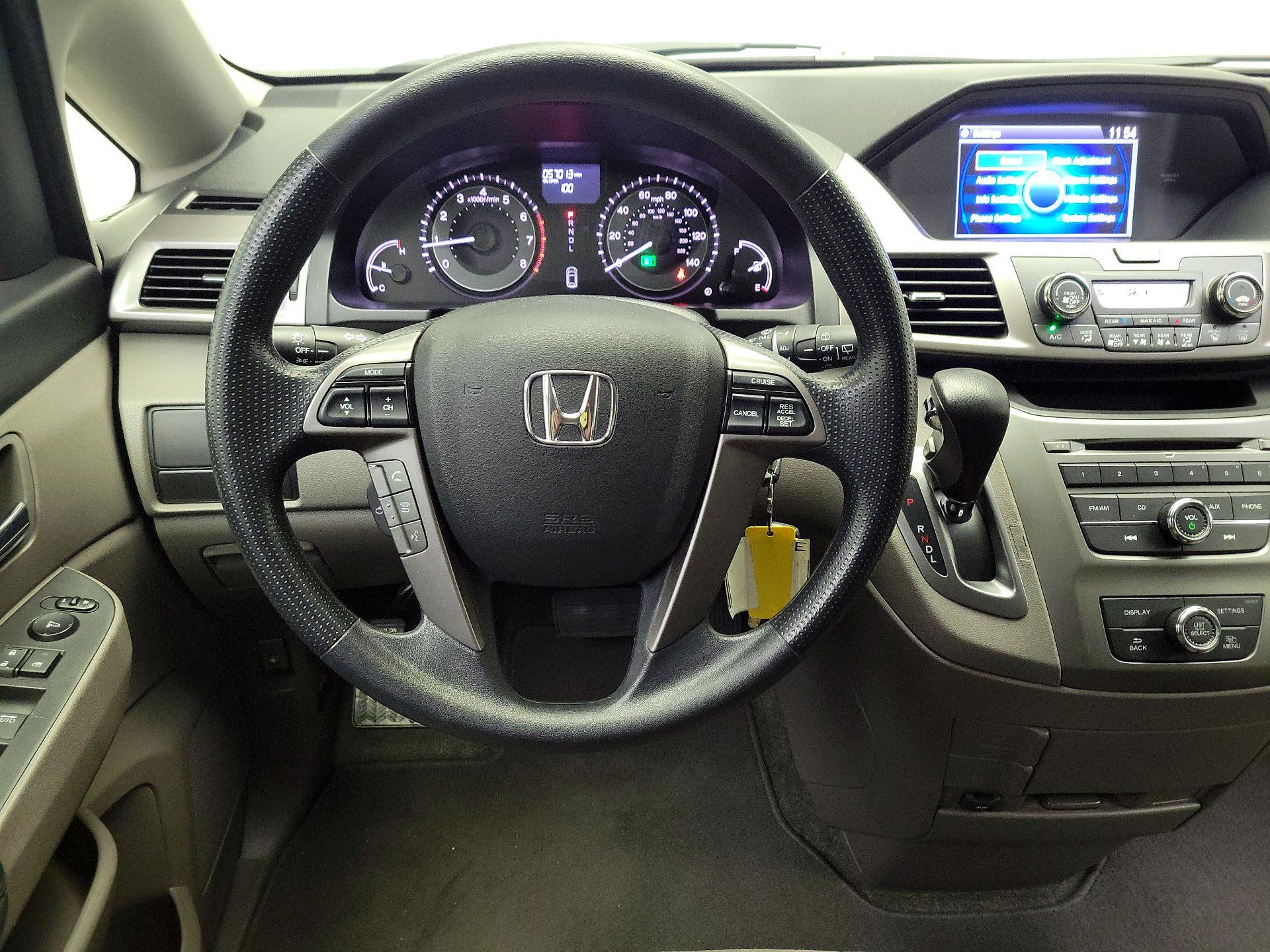 Thumbnail: 2017 Honda Odyssey - 10