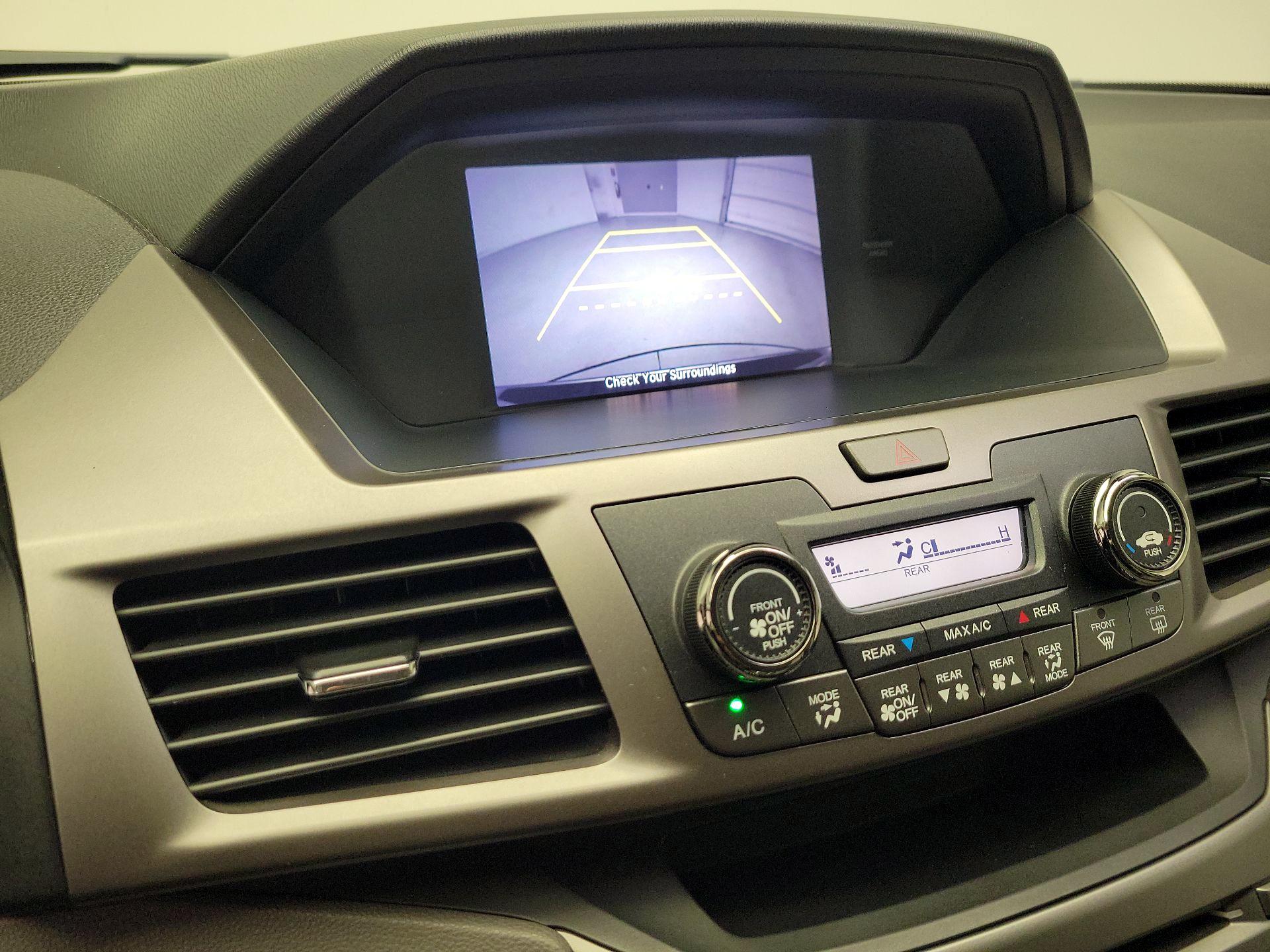 Thumbnail: 2017 Honda Odyssey - 14