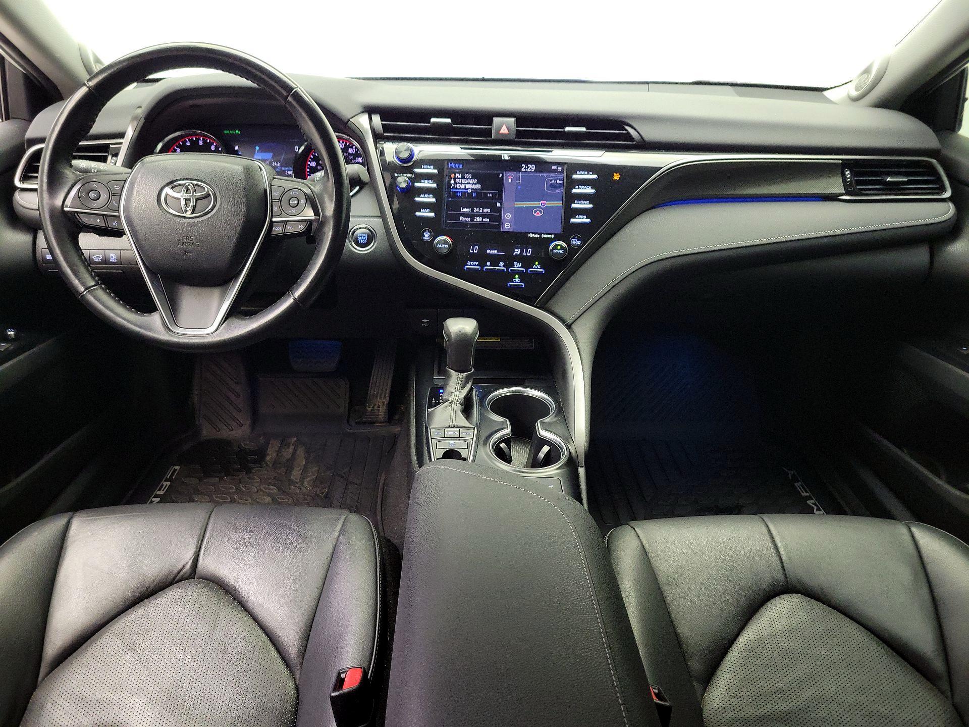 Thumbnail: 2019 Toyota Camry - 9