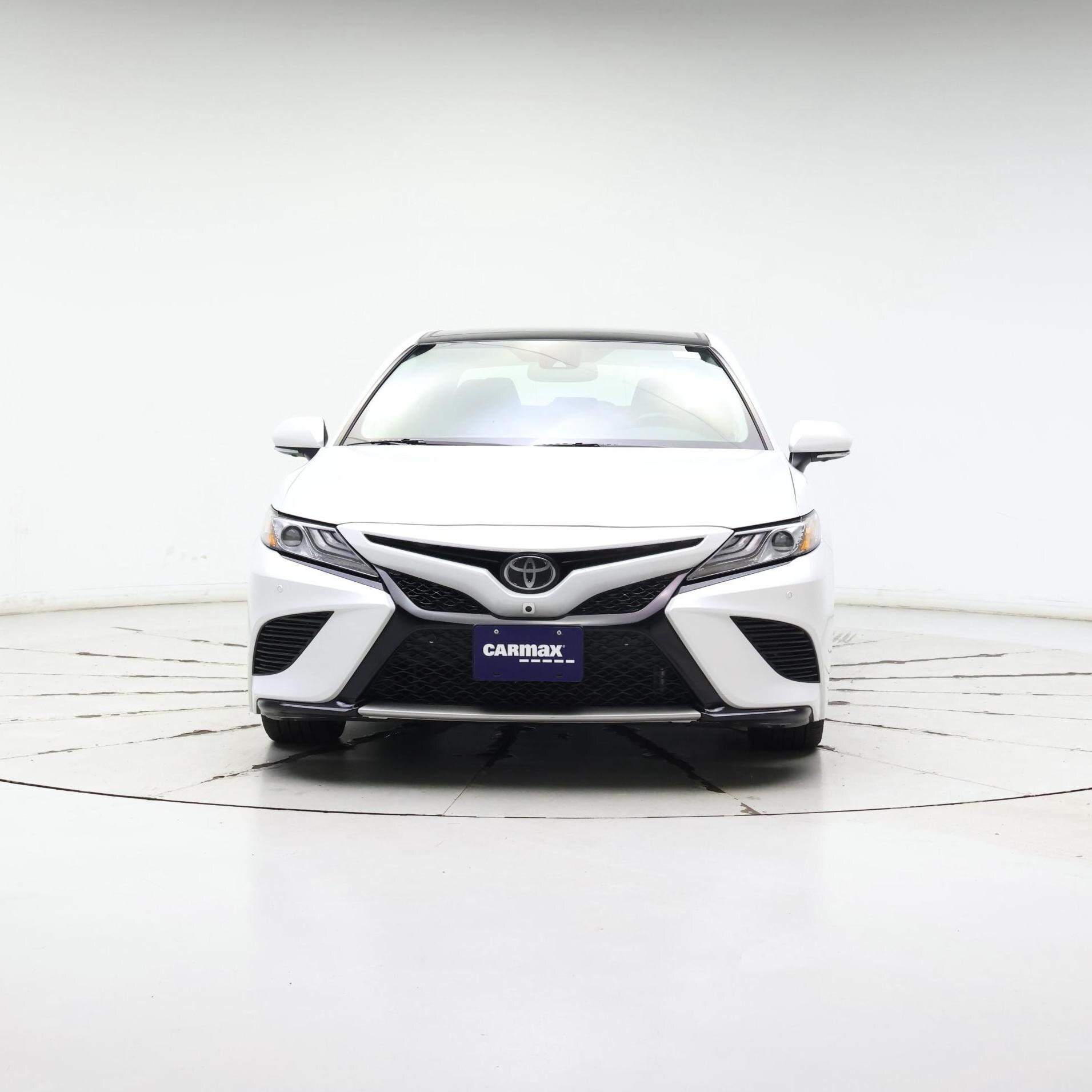 Thumbnail: 2019 Toyota Camry - 5