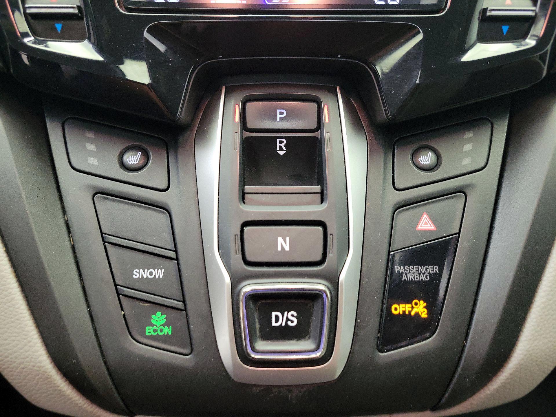 Thumbnail: 2019 Honda Odyssey - 17