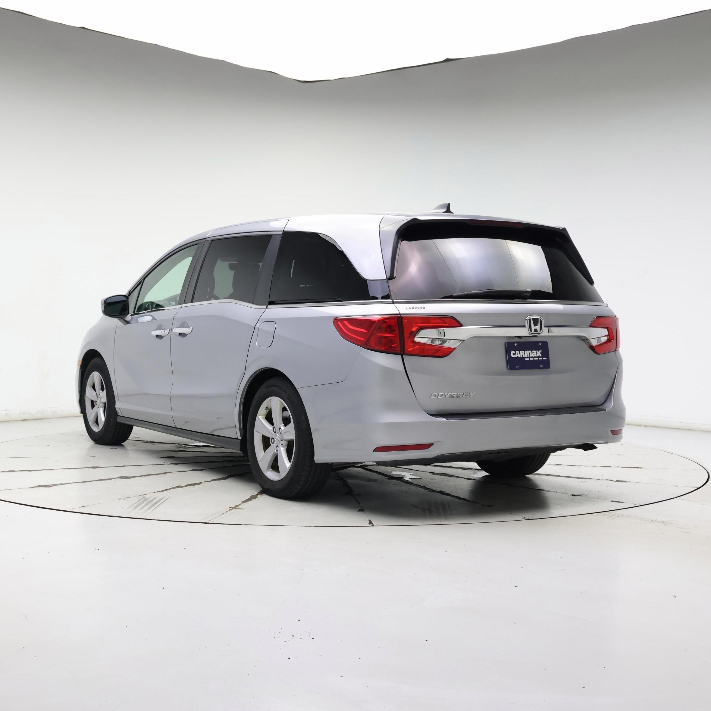 Thumbnail: 2019 Honda Odyssey - 2