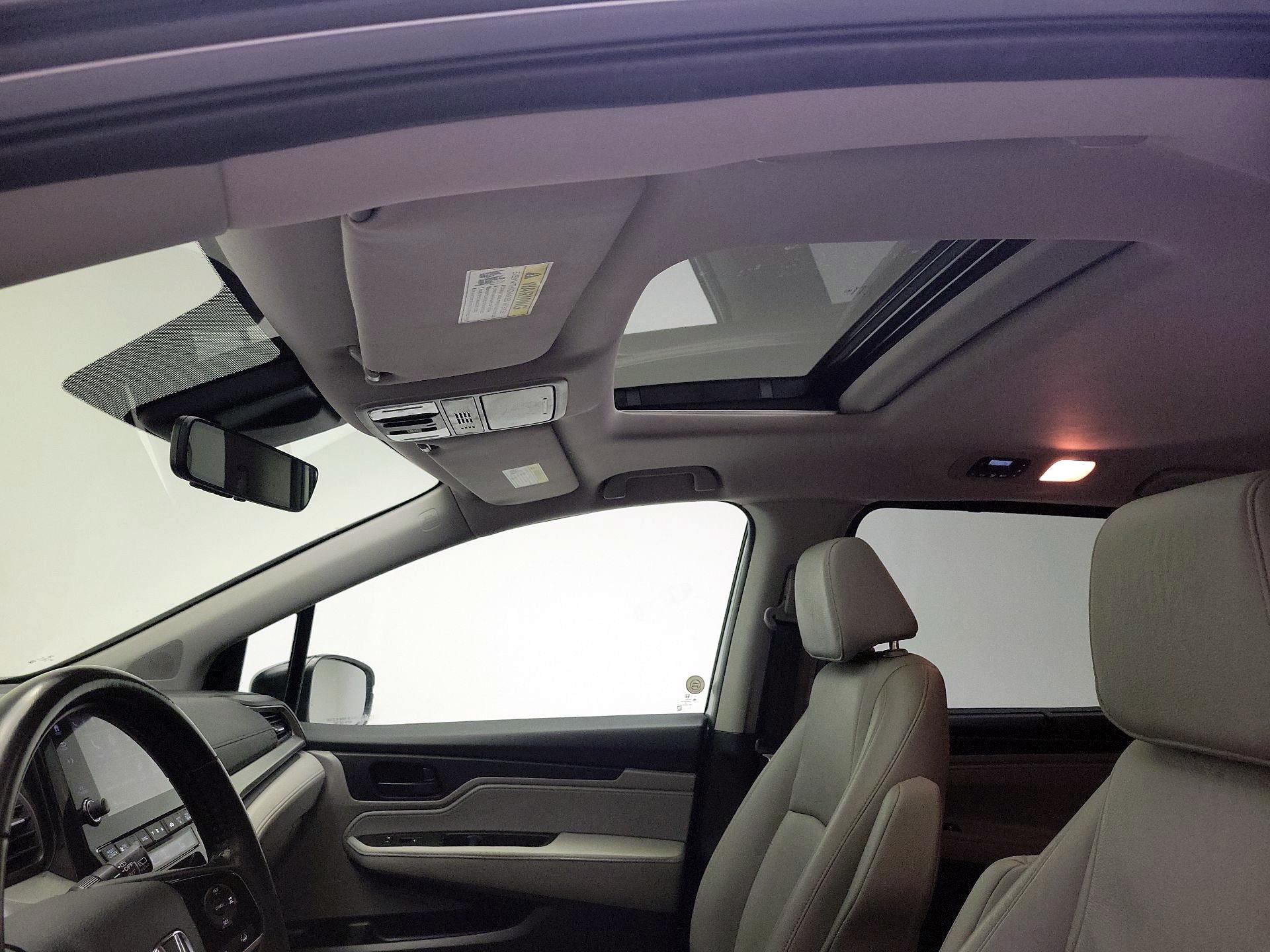 Thumbnail: 2019 Honda Odyssey - 19