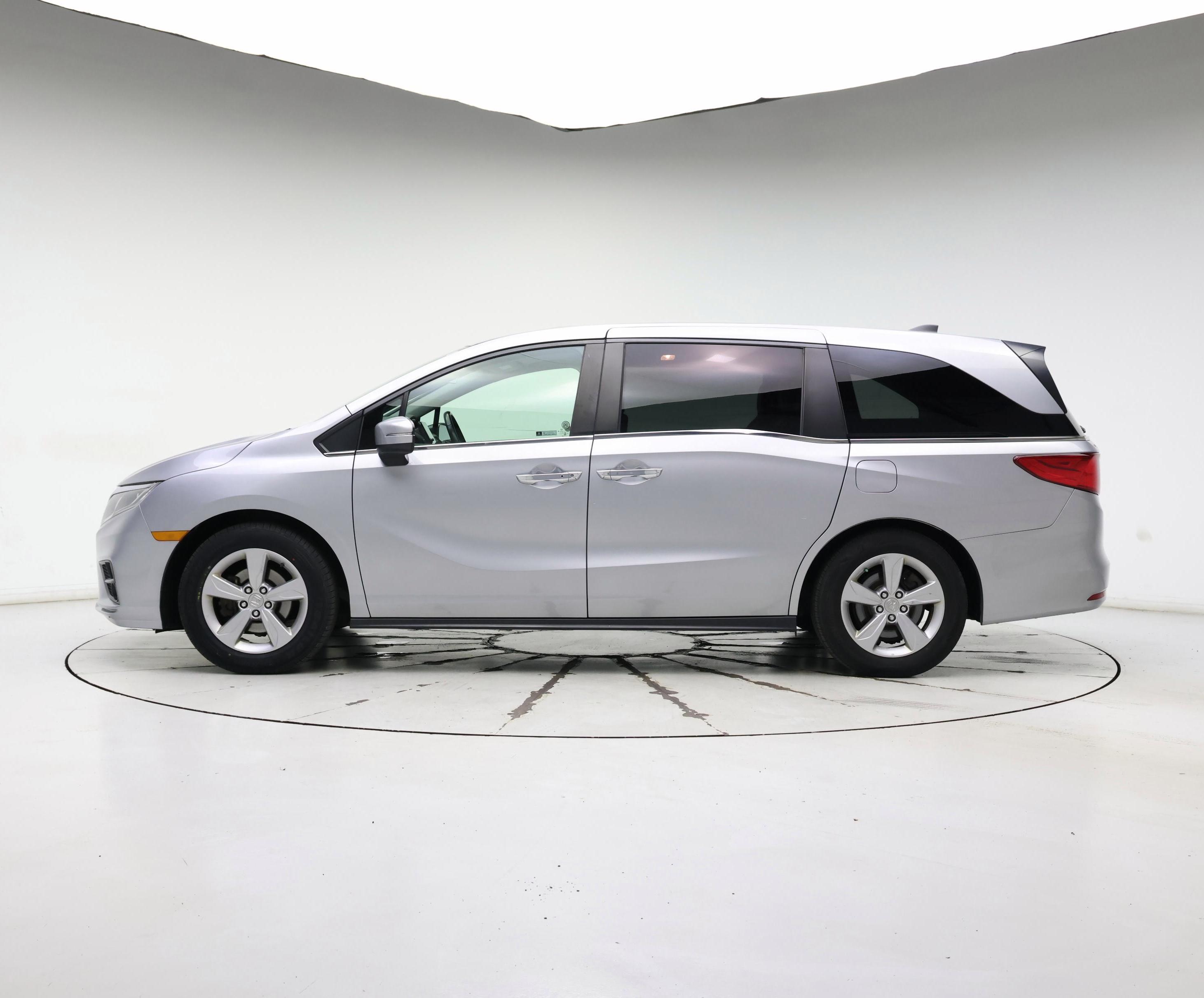 Thumbnail: 2019 Honda Odyssey - 3