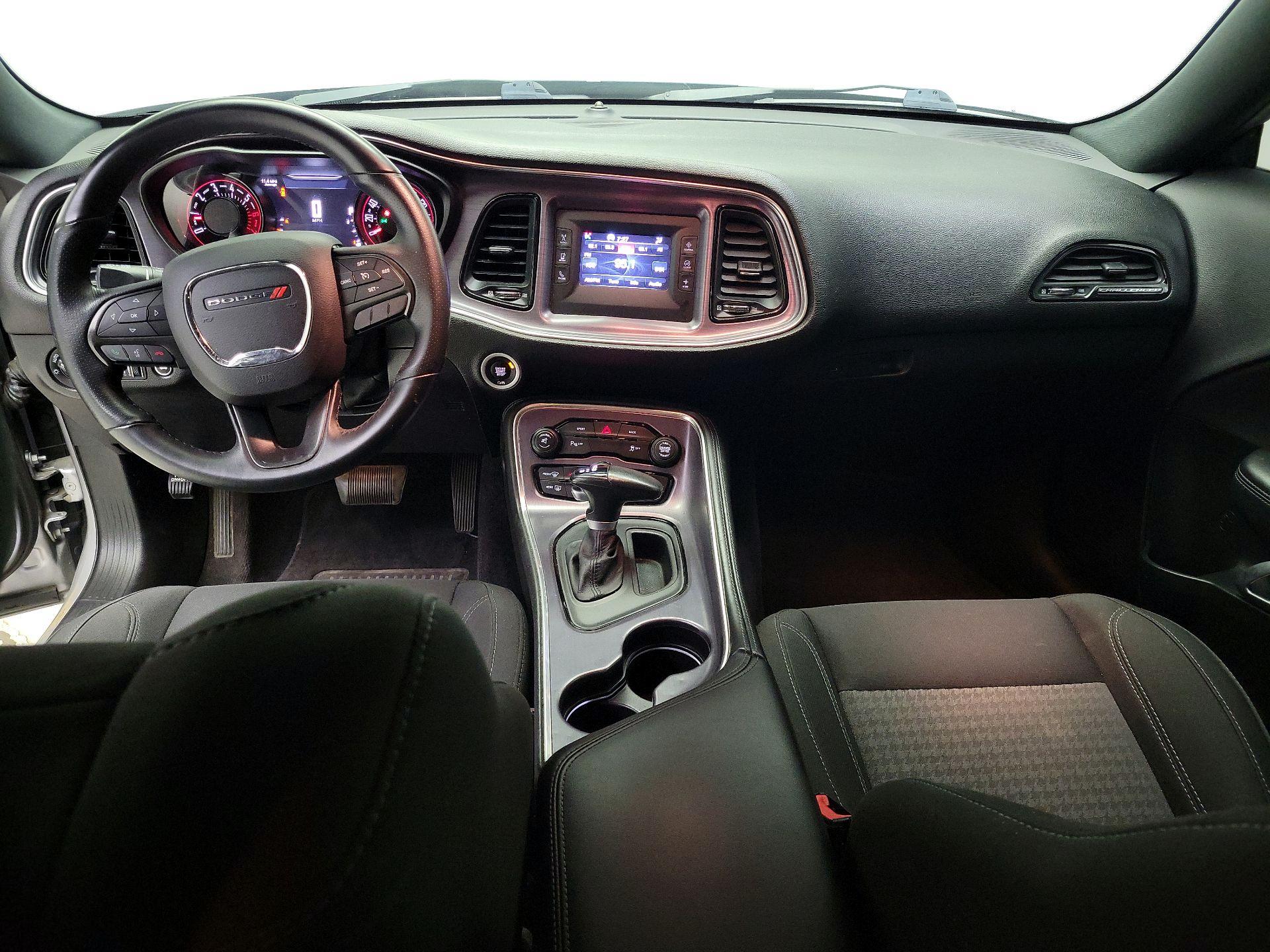 Thumbnail: 2016 Dodge Challenger - 9