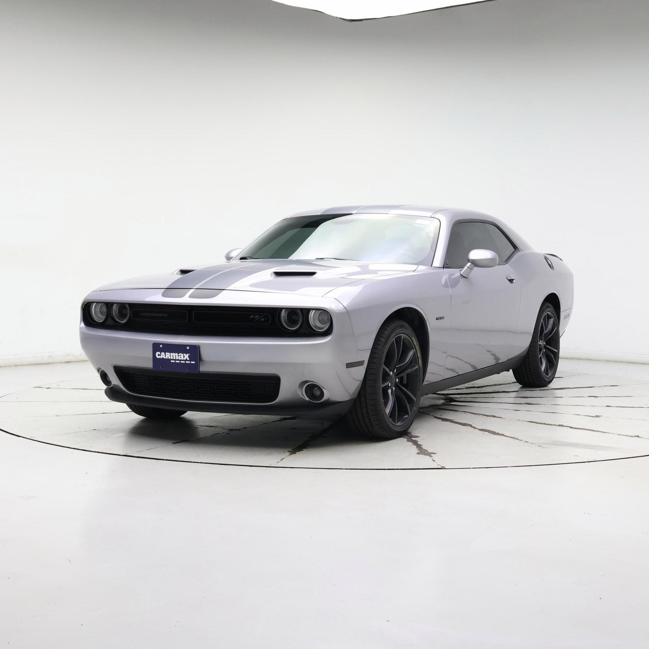 Thumbnail: 2016 Dodge Challenger - 4