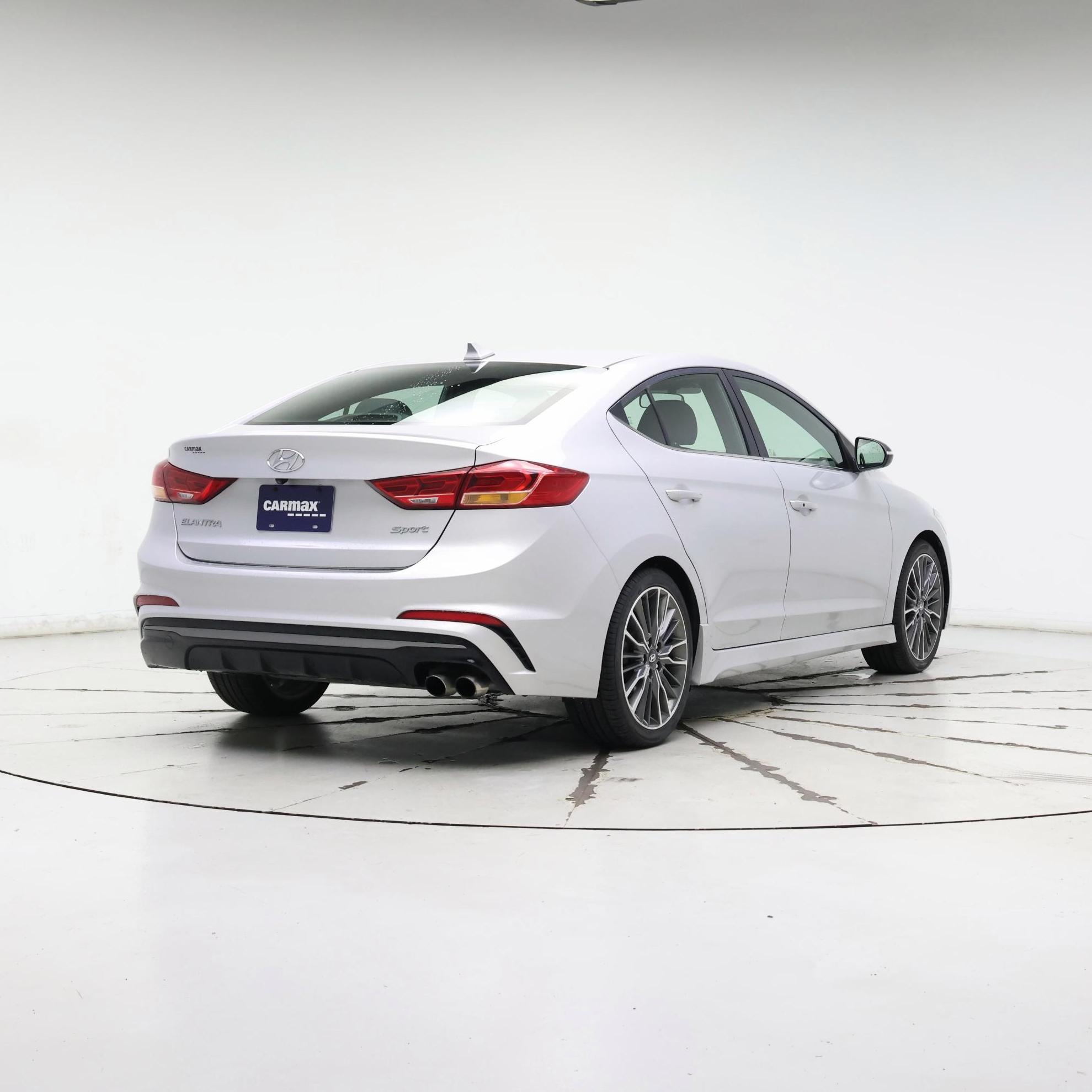 Thumbnail: 2018 Hyundai Elantra - 8