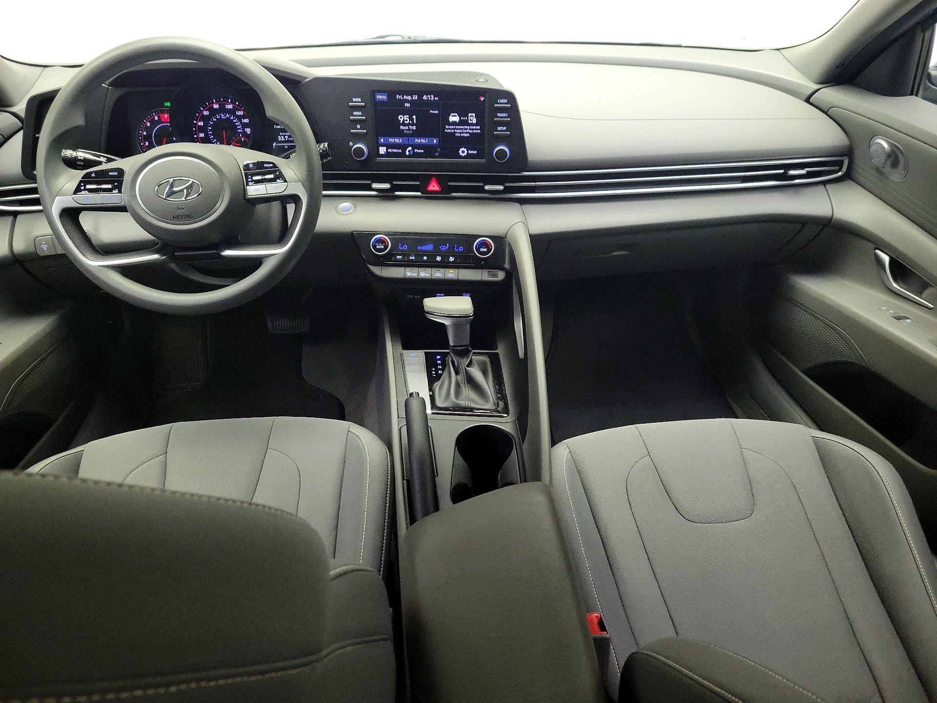 Thumbnail: 2022 Hyundai Elantra - 9